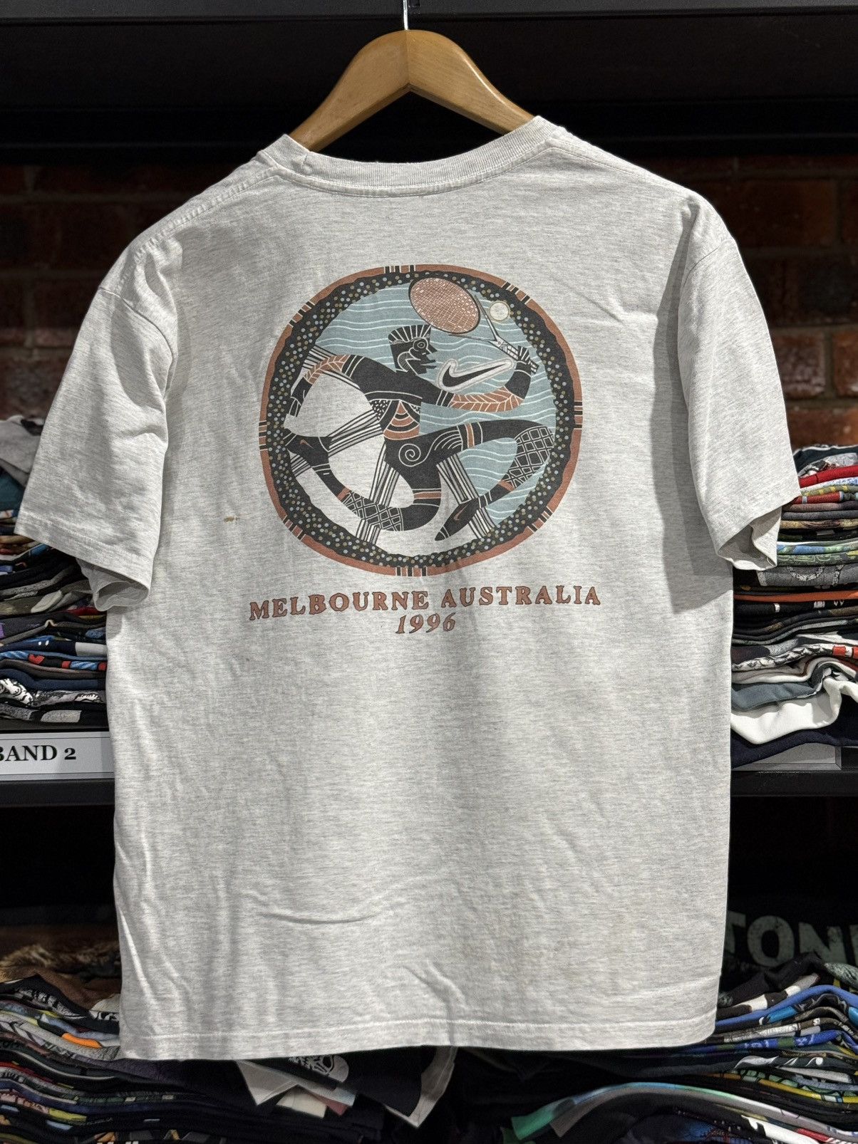 Other Vintage 90s Nike Tennis Melbourne Australia Faded Tee Size US M / EU 48-50 / 2 - 1 Thumbnail