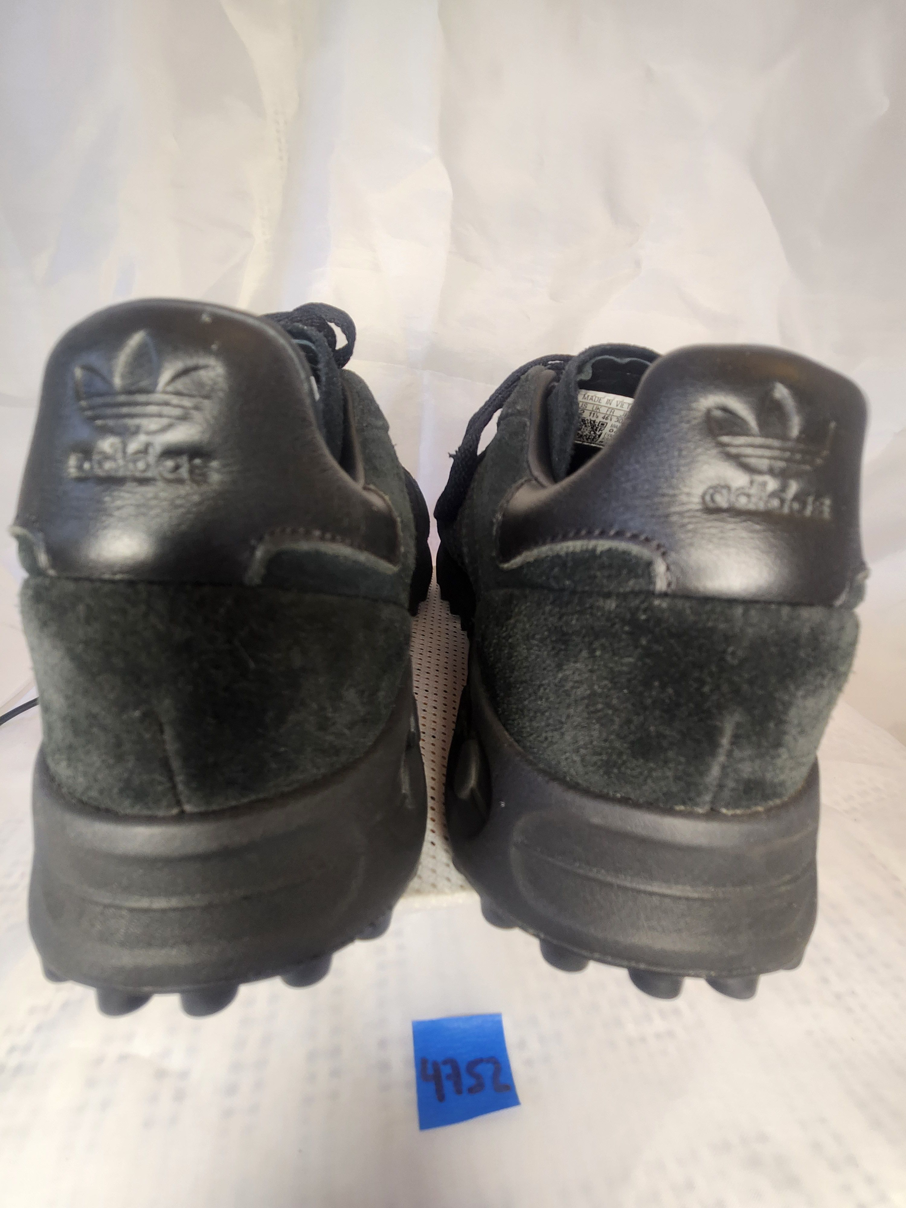 Adidas LA TRAINER XLG Size US 12 / EU 45 - 5 Thumbnail
