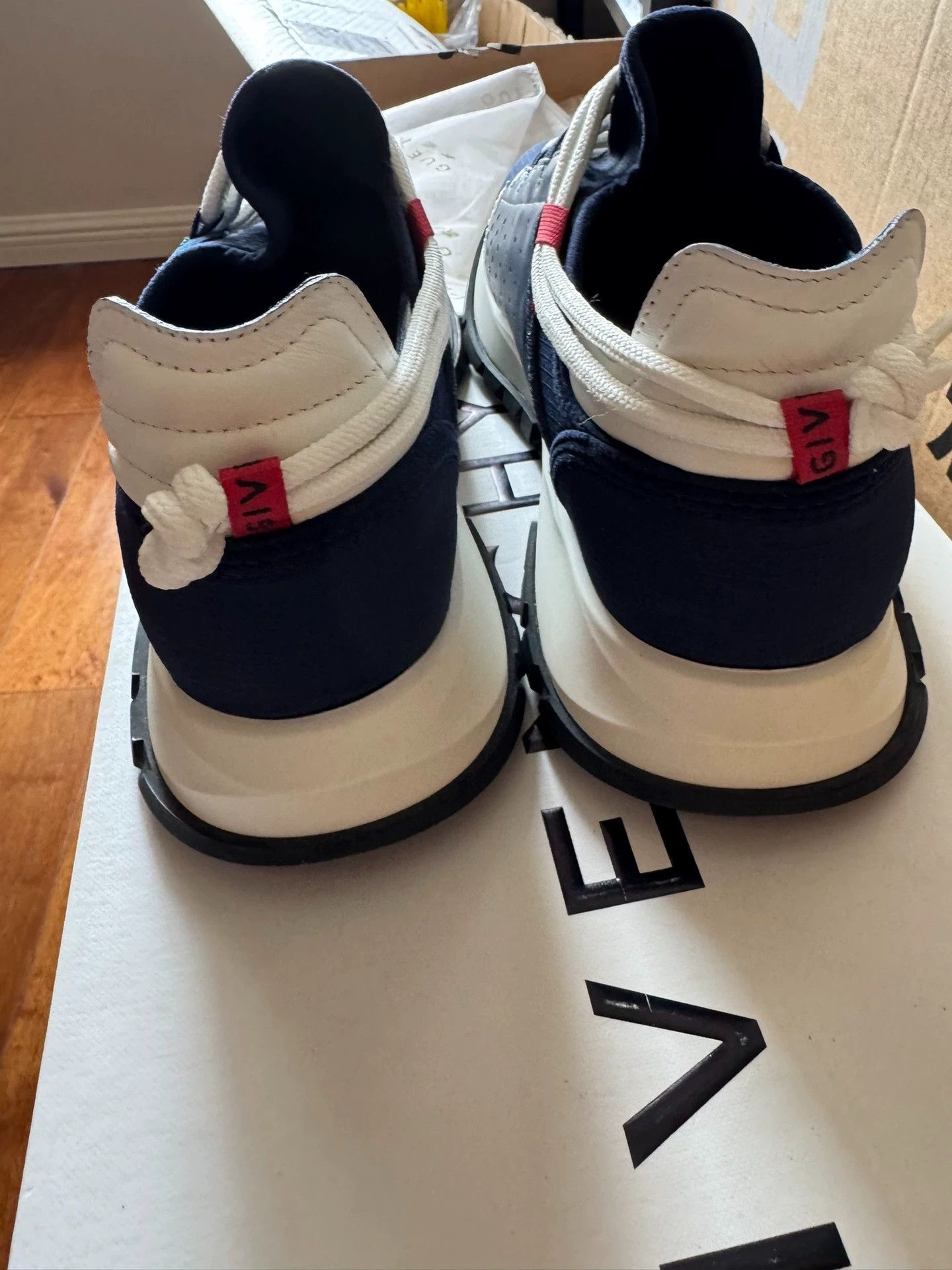Givenchy Givenchy 23 Spectre 42 Deep Blue Worn Once Sneakers Size US 9 / EU 42 - 9 Thumbnail