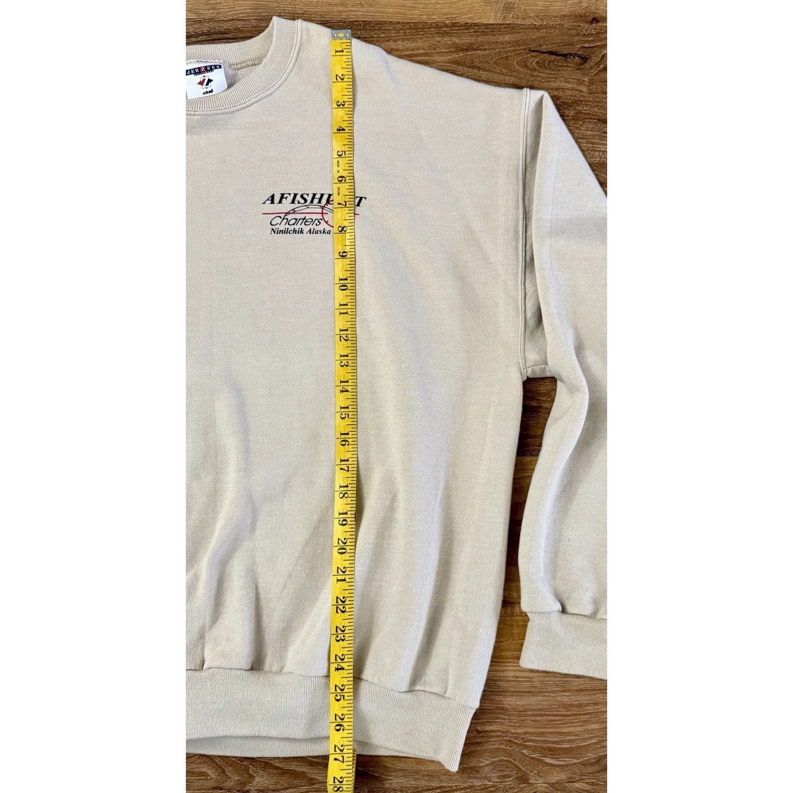 Vintage Alaska Fishing Charters Crew PulloverSweatshirt, Beige Size US XL / EU 56 / 4 - 5 Thumbnail