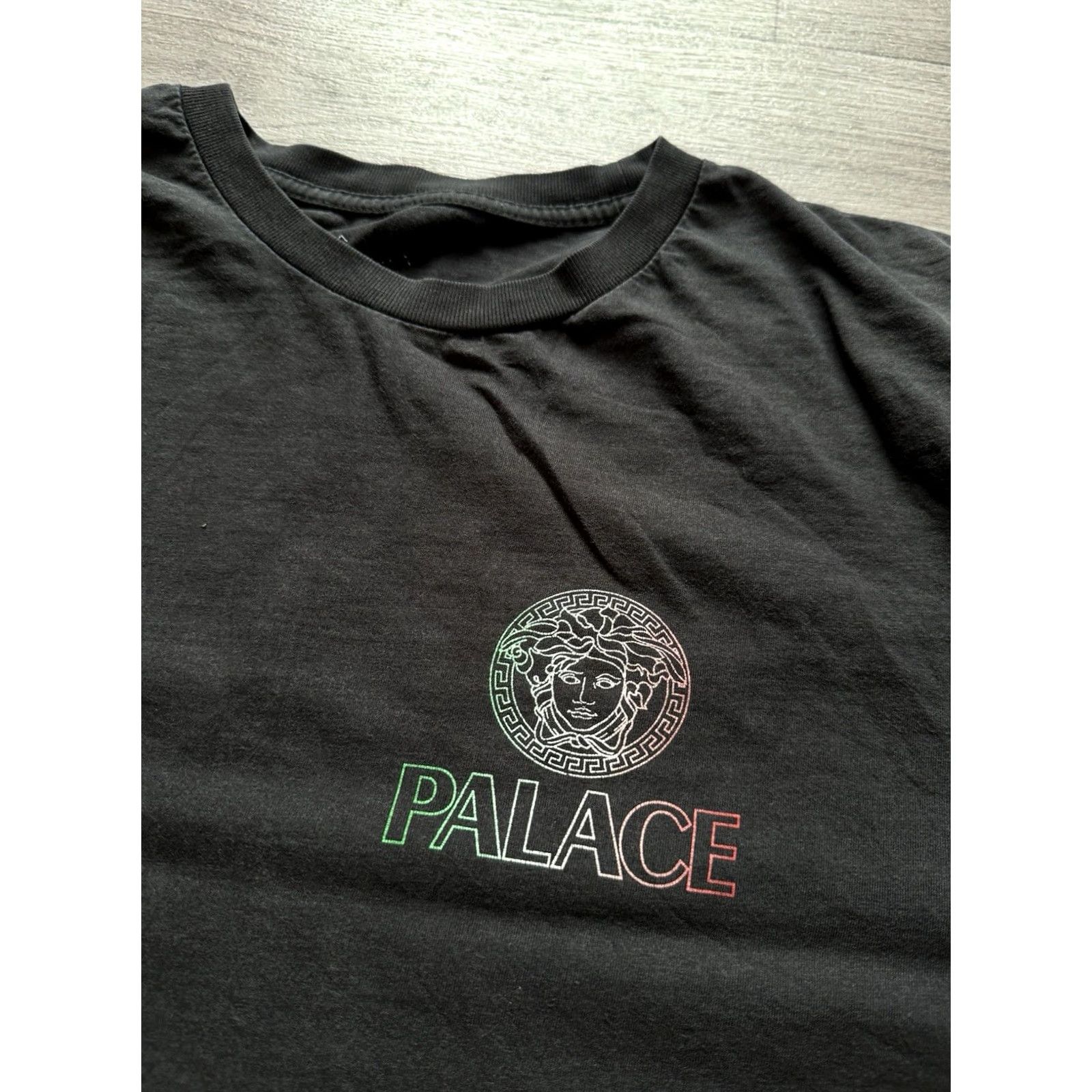 Palace Palace Medusa Faded Black T-shirt Mens XL Short Sleeve Logo Shirt Skateboard Tee Size US XL / EU 56 / 4 - 5 Thumbnail