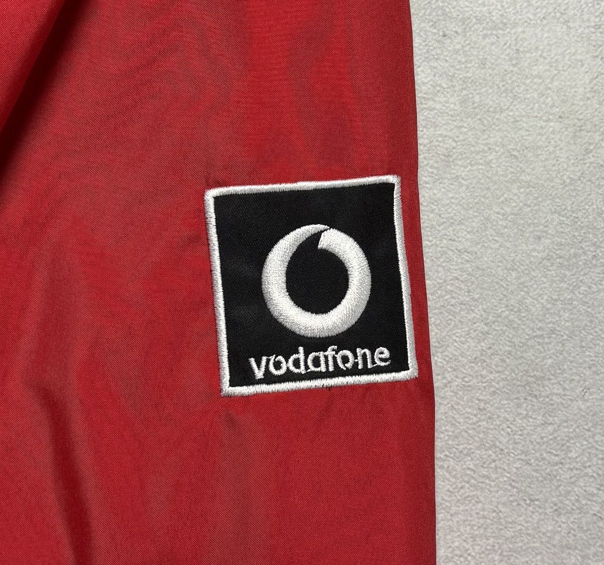 Other Ferrari Vodafone Racing Jacket Embroidered Logo Size US L / EU 52-54 / 3 - 10 Thumbnail