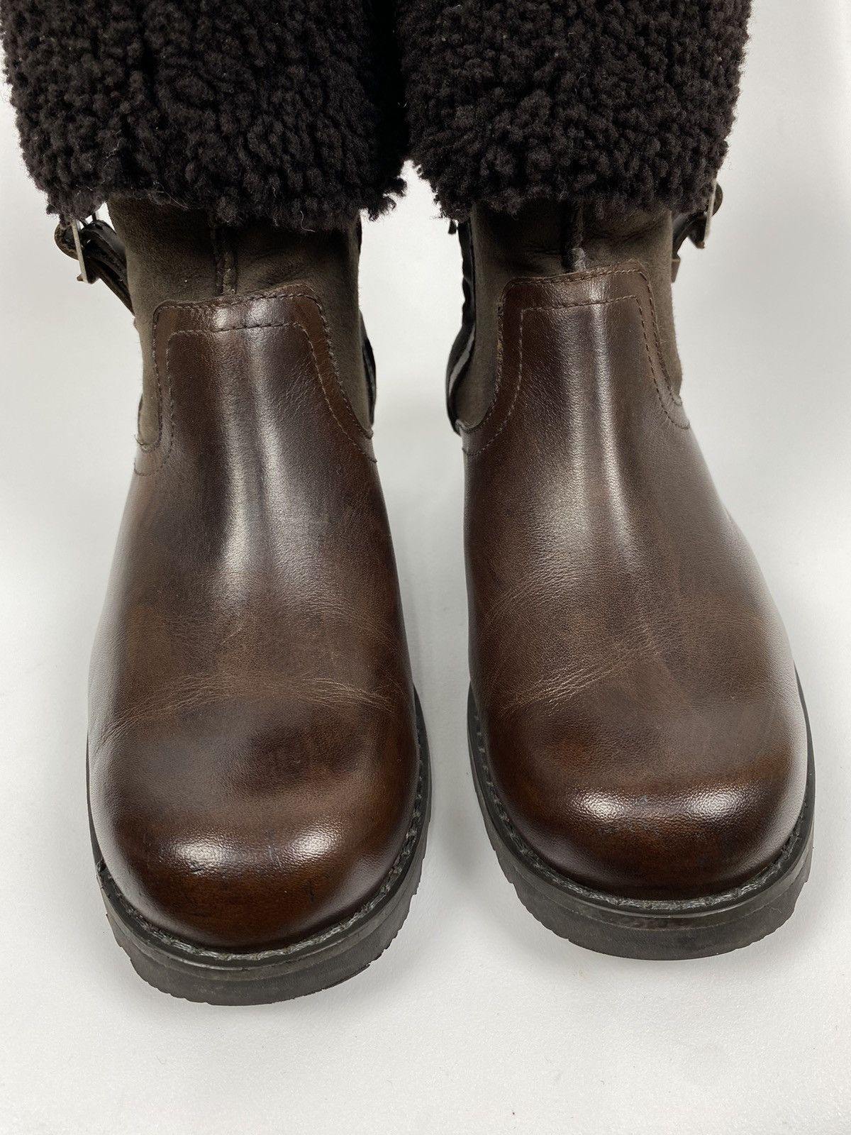 Ugg UGG Australia Genuine Leather Boots Fut Trim size 38 Size US 7 / IT 37 - 5 Thumbnail