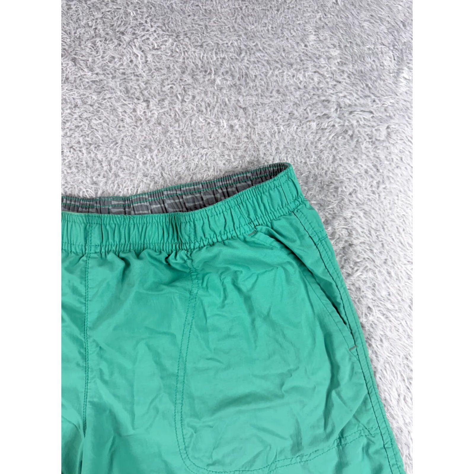 Altea VINTAGE Columbia Shorts Women Small Nylon Hiking Camping Fishing Kayak Activewear Casual Travel Elastic Waist Green 90s Girls Size 28" / US 6 / IT 42 - 5 Thumbnail
