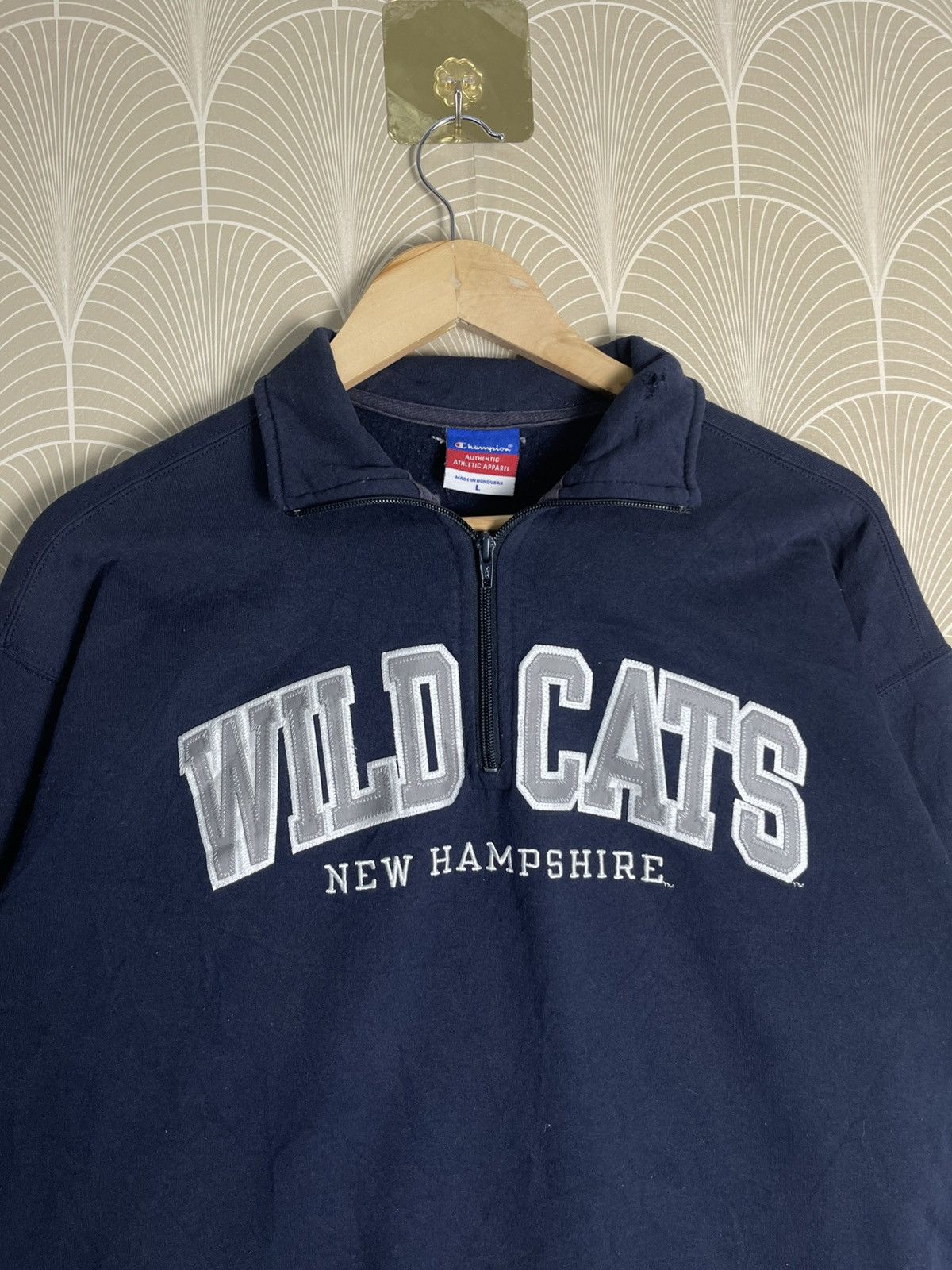 Champion VINTAGE CHAMPION WILD CATS NEW HAMPSHIRE HALF ZIPPER Size US L / EU 52-54 / 3 - 5 Thumbnail