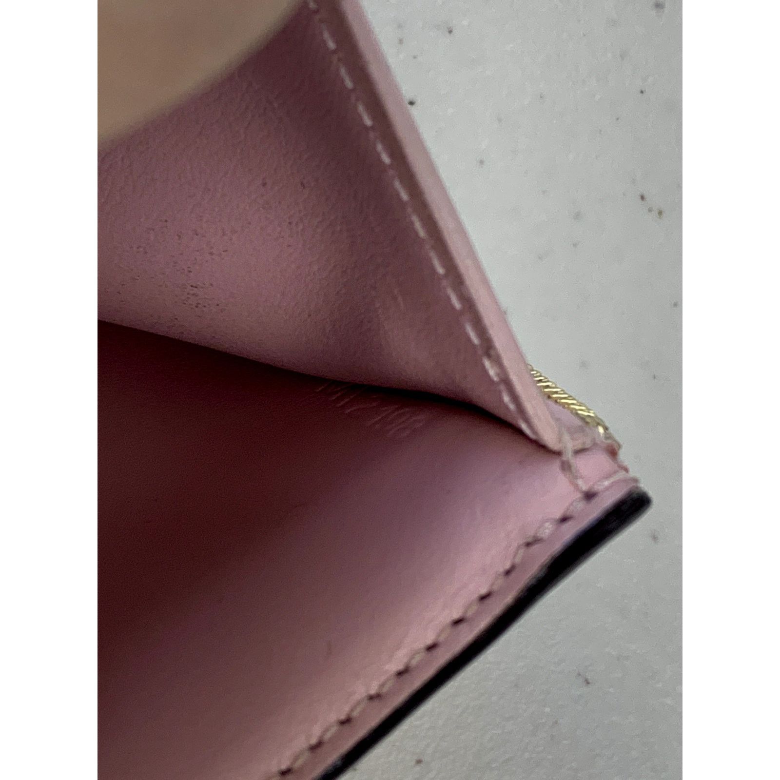Louis Vuitton Louis Vuitton Rose Ballarine Victorine Vernis Wallet Size ONE SIZE - 12 Thumbnail