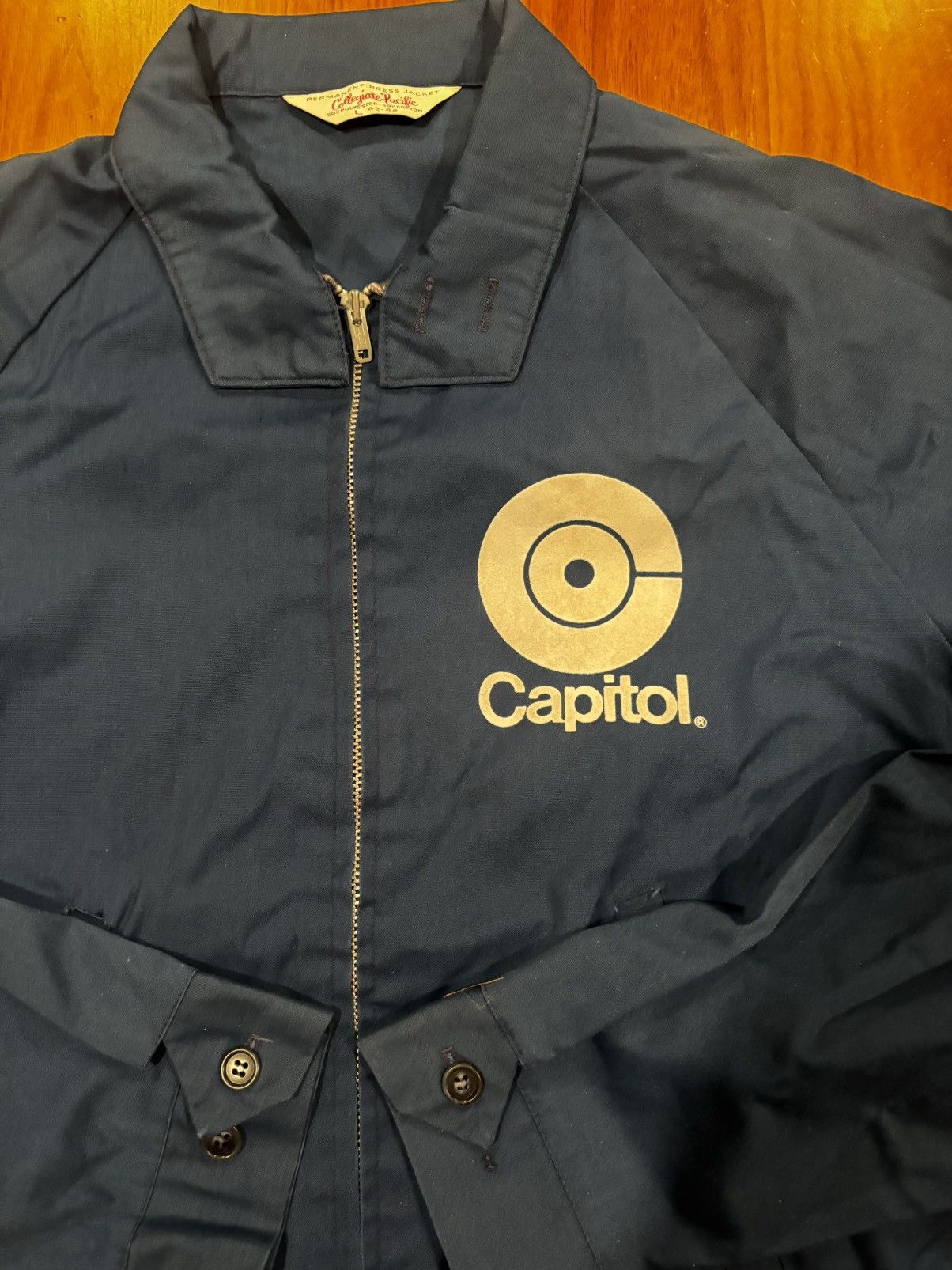 Vintage Vintage 60’s Capitol Records Light Jacket Size US S / EU 44-46 / 1 - 3 Thumbnail