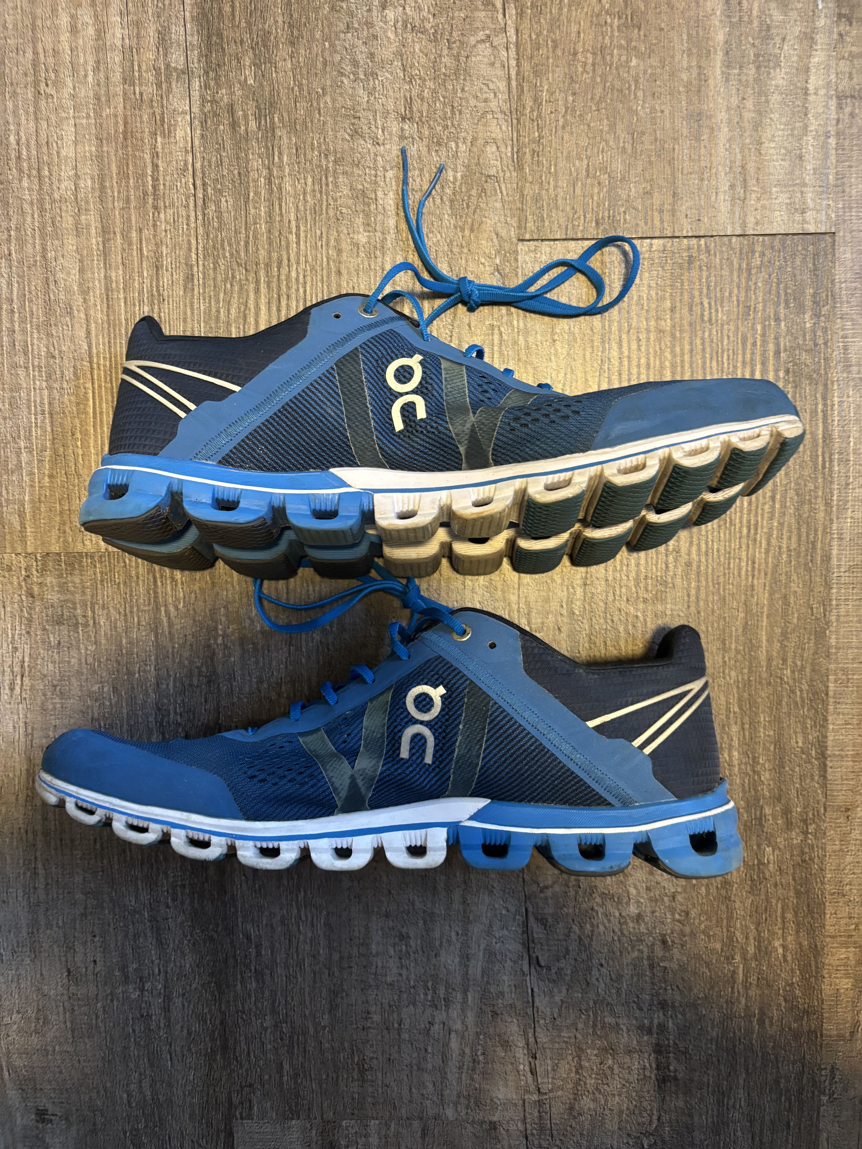 On On Cloud Cloudflow 1 'River / Navy' Lowtop Running Sneakers Size US 10.5 / EU 43-44 - 2 Thumbnail
