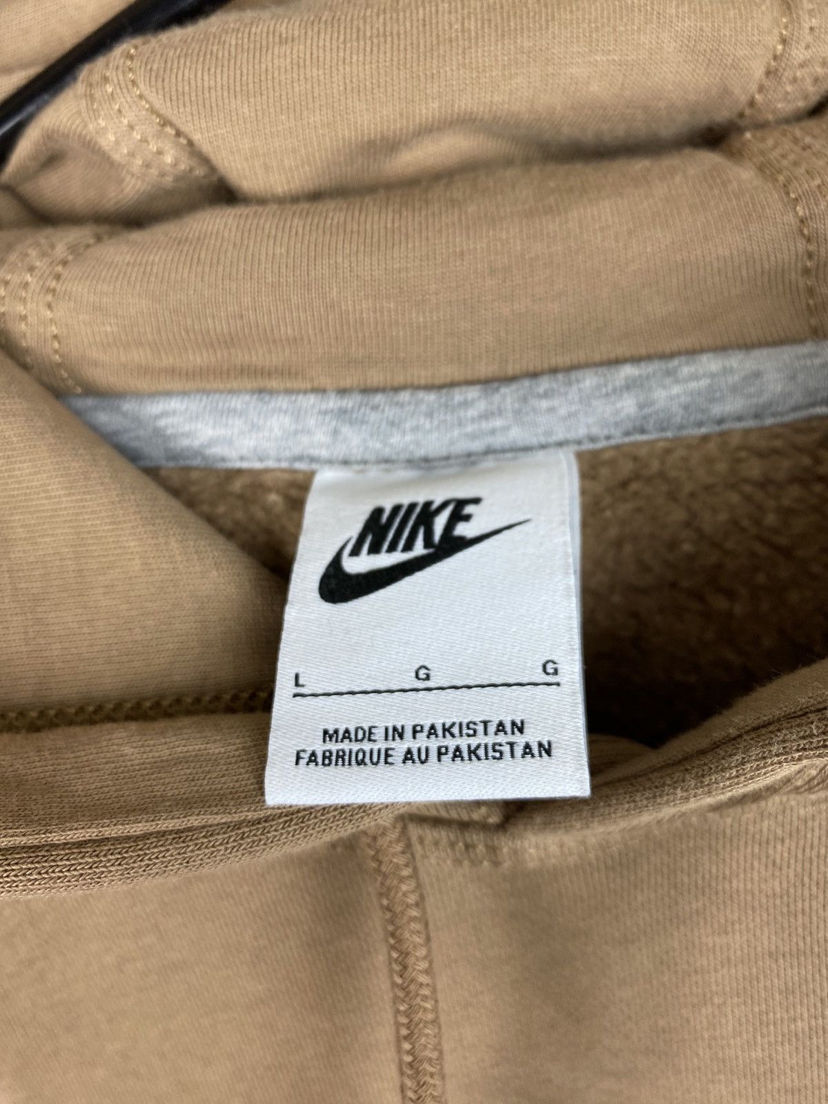 Nike Nike Swoosh Hoodie Tan Sand Biege Sweatshirt Hoodie y2k Size US L / EU 52-54 / 3 - 3 Thumbnail