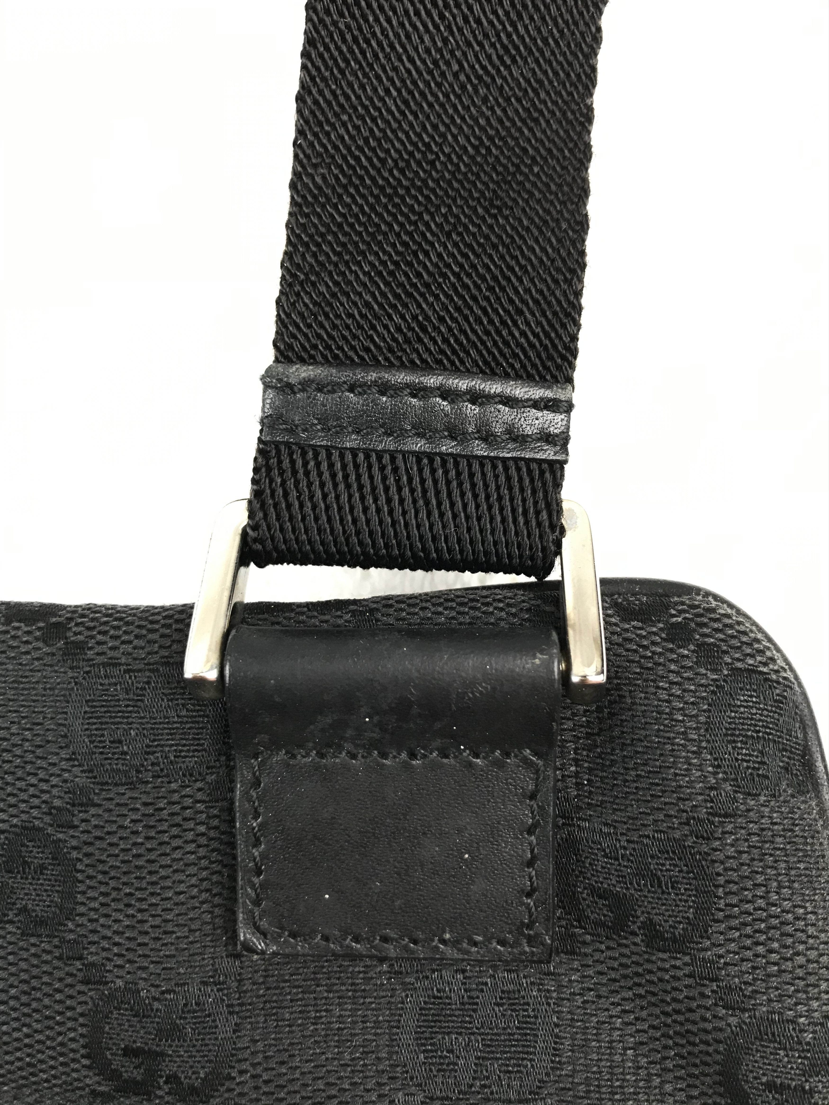 Gucci Vintage Gucci Messenger Bag Full Monogram Size ONE SIZE - 14 Thumbnail