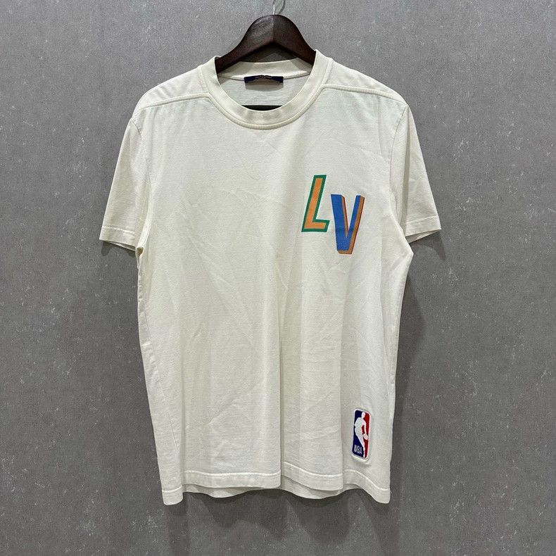 Louis Vuitton Louis Vuitton short sleeves Nextarrow-2505 Size US M / EU 48-50 / 2 - 1 Thumbnail