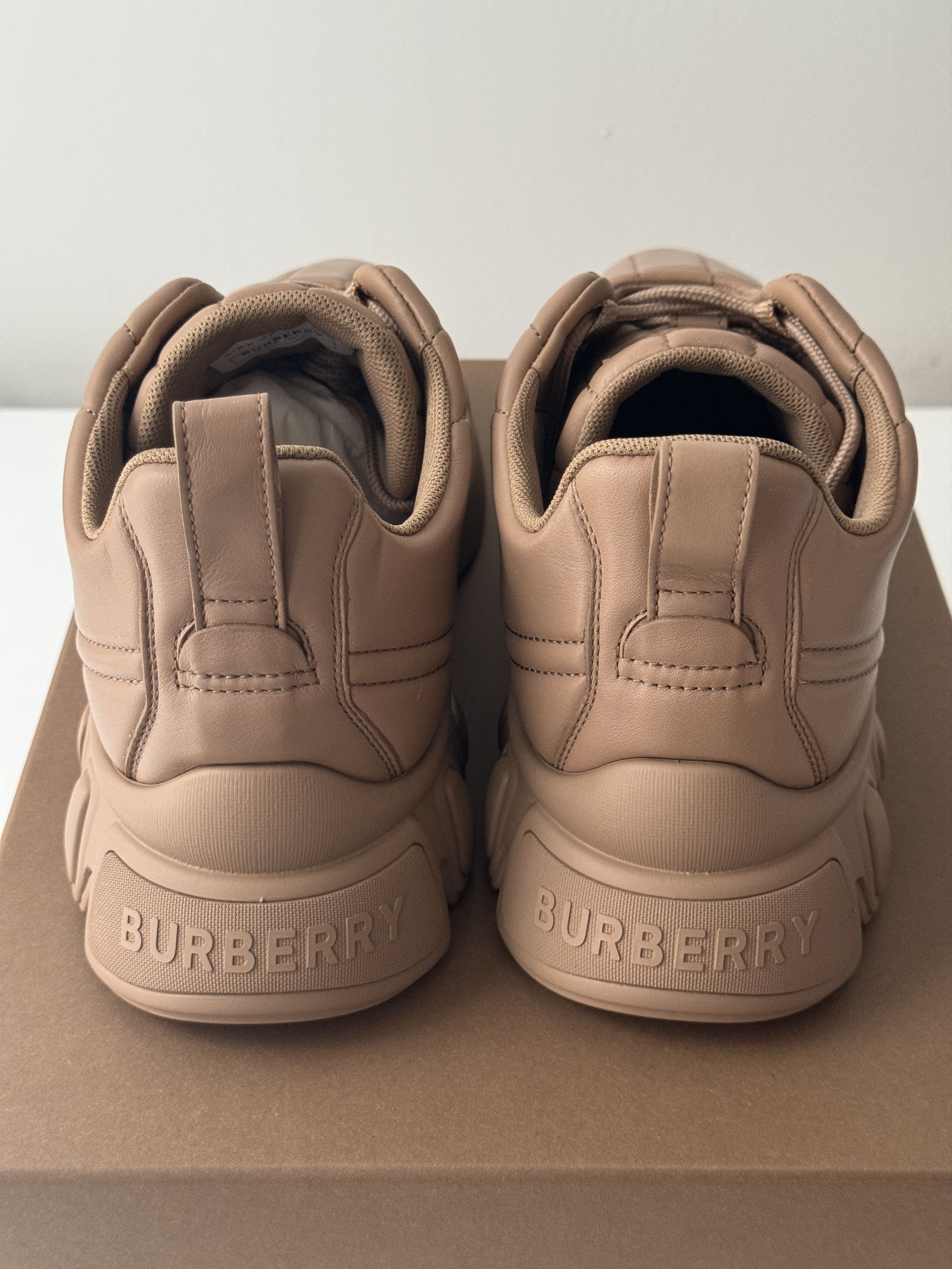 Burberry size 42 - Burberry Quilted Sneakers Leather Brown Bisquit Size US 9 / EU 42 - 3 Thumbnail