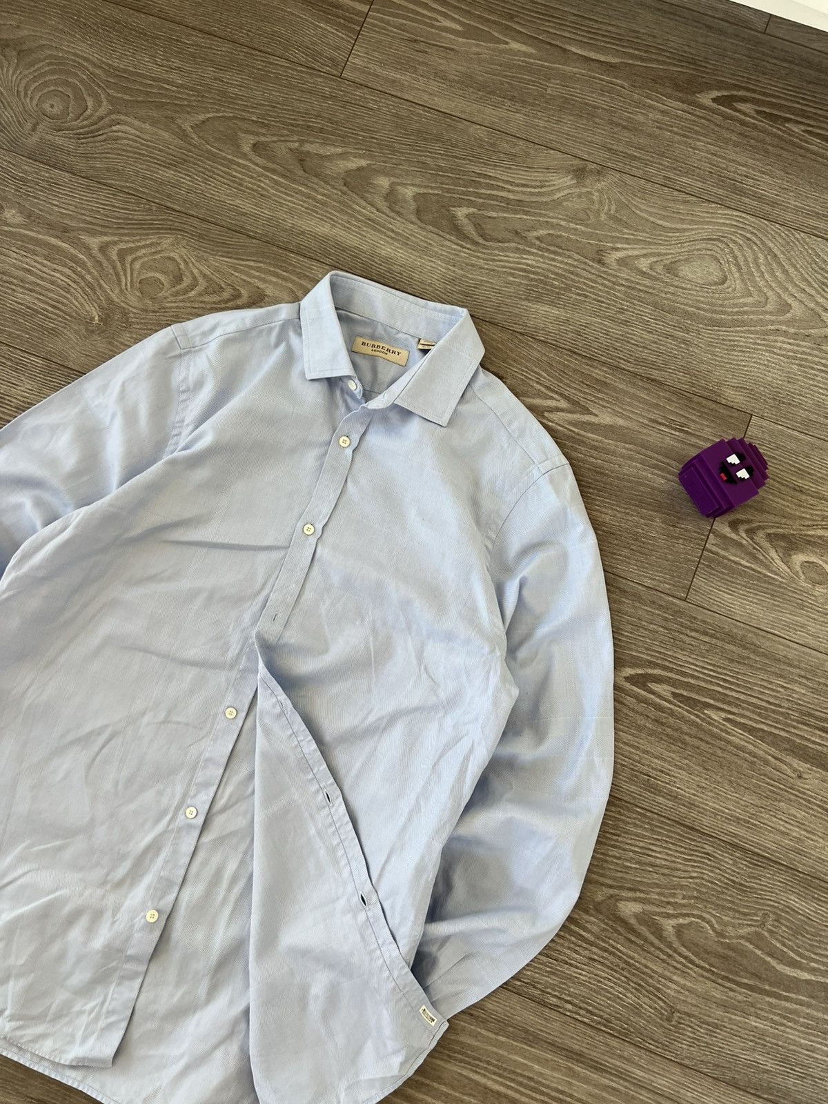 Burberry ‼️Archival Burberry OldMoney Premium Luxury Cell Logo Shirt‼️ Size US L / EU 52-54 / 3 - 5 Thumbnail