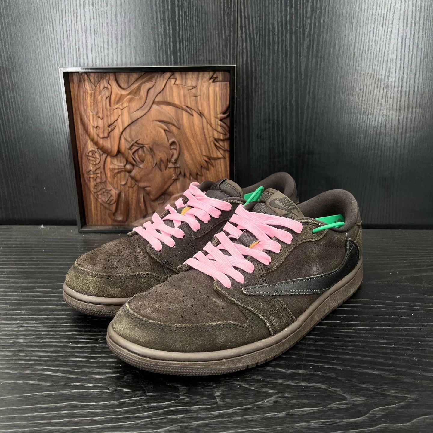 Nike AJ1 Low TS Velvet Barbed 9.0 Size 42 Size US 9 / EU 42 - 1 Thumbnail