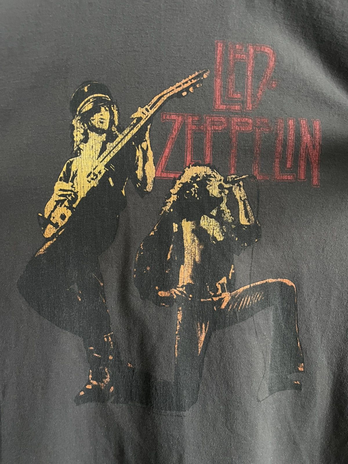 Band Tees Vintage 2000’s Led Zeppelin Jimmy Page T-Shirt Sun Fade RARE Size US L / EU 52-54 / 3 - 3 Thumbnail