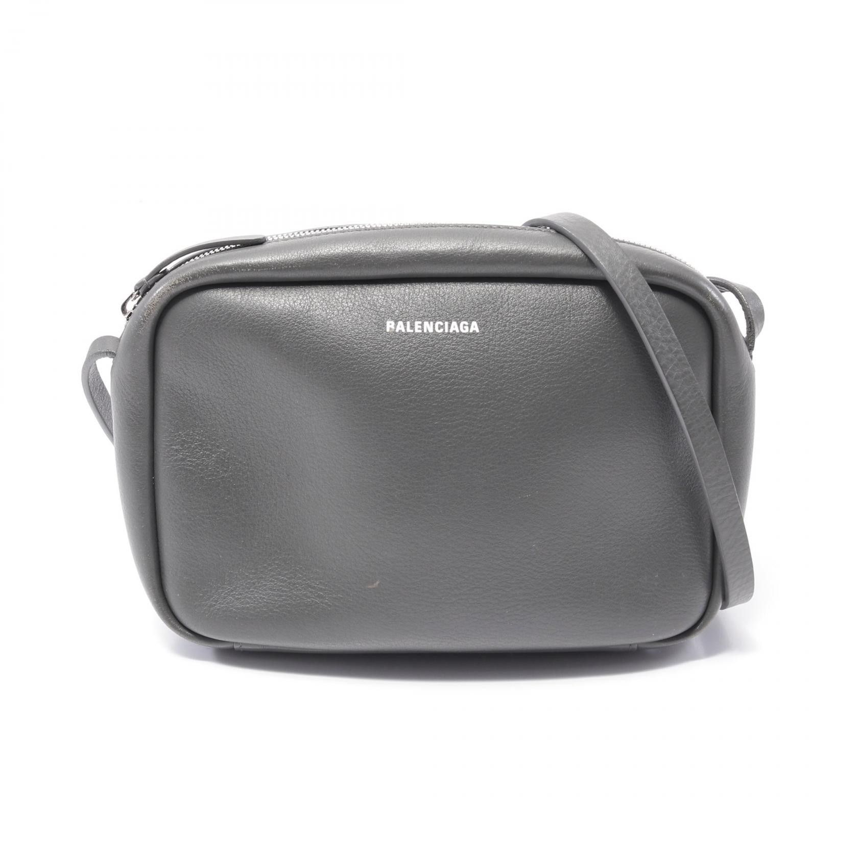 Balenciaga Balenciaga Everyday Camera Bag S Leather Shoulder Bag Leather Shoulder Bag 489812 in Grey, Women's