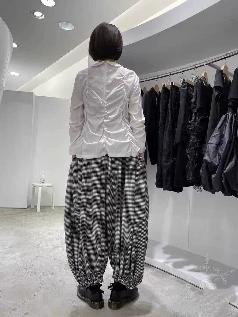 Comme des Garcons Comme Des Garcons Pinched round neck shirt Size XS / US 0-2 / IT 36-38 - 8 Thumbnail