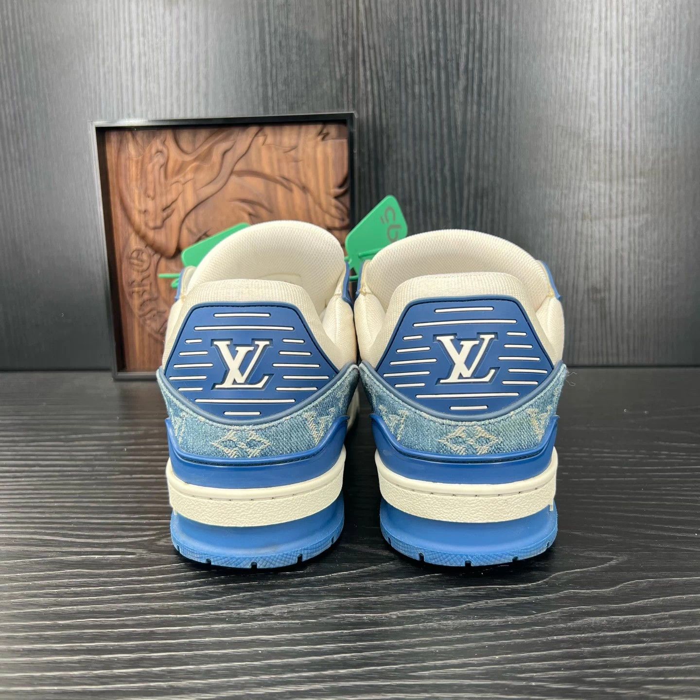 Louis Vuitton LV Trainer White Blue Denim 9.5/43.5 Size US 10.5 / EU 43-44 - 7 Thumbnail