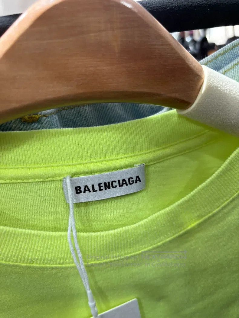 Balenciaga Balenciaga Summer Fluorescent Yellow Short Sleeve T-Shirt Size US XS / EU 42 / 0 - 5 Thumbnail