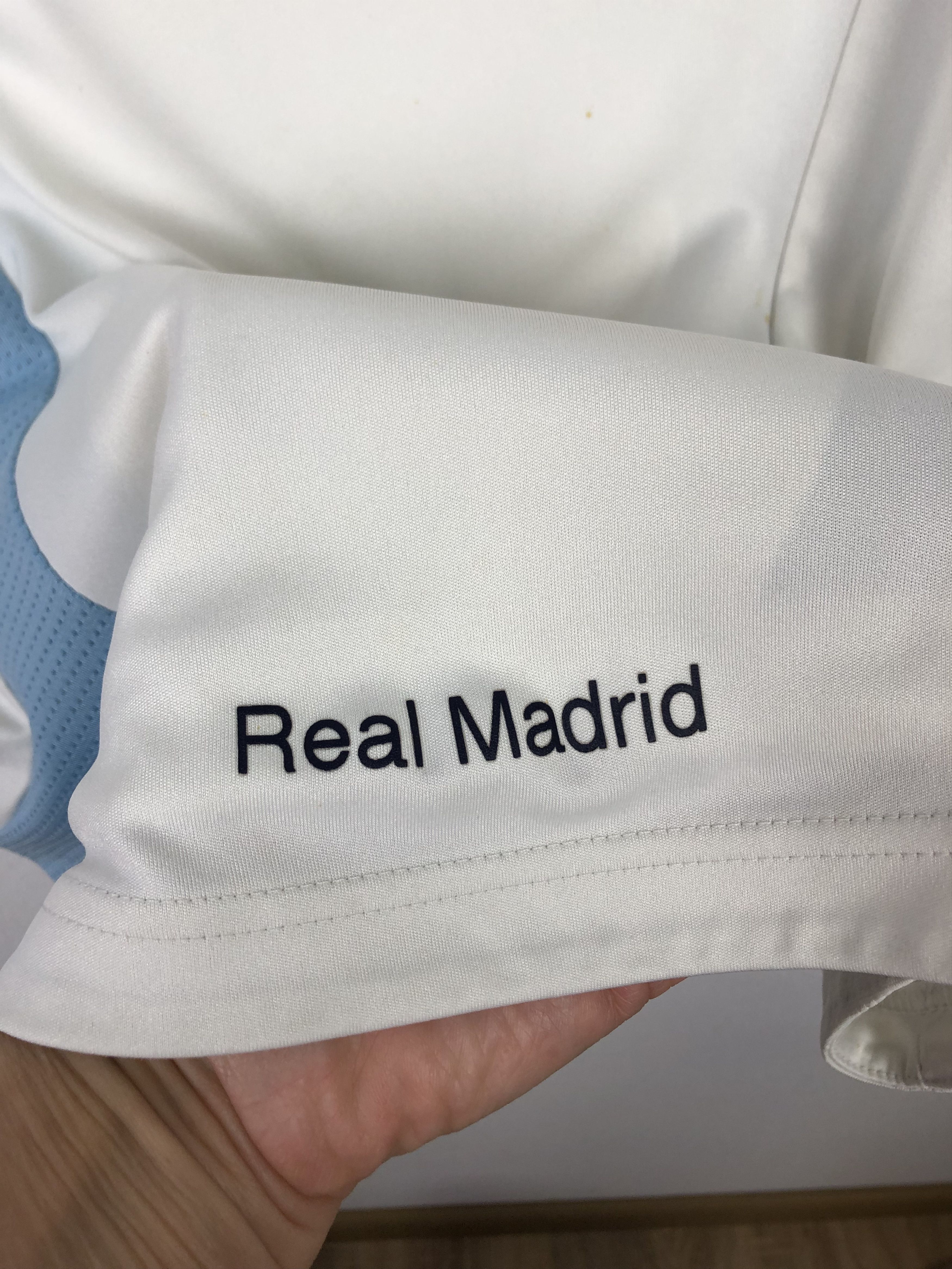 Adidas Vintage Adidas Real Madrid Football Shirt Soccer Tee Hype Size US M / EU 48-50 / 2 - 16 Thumbnail