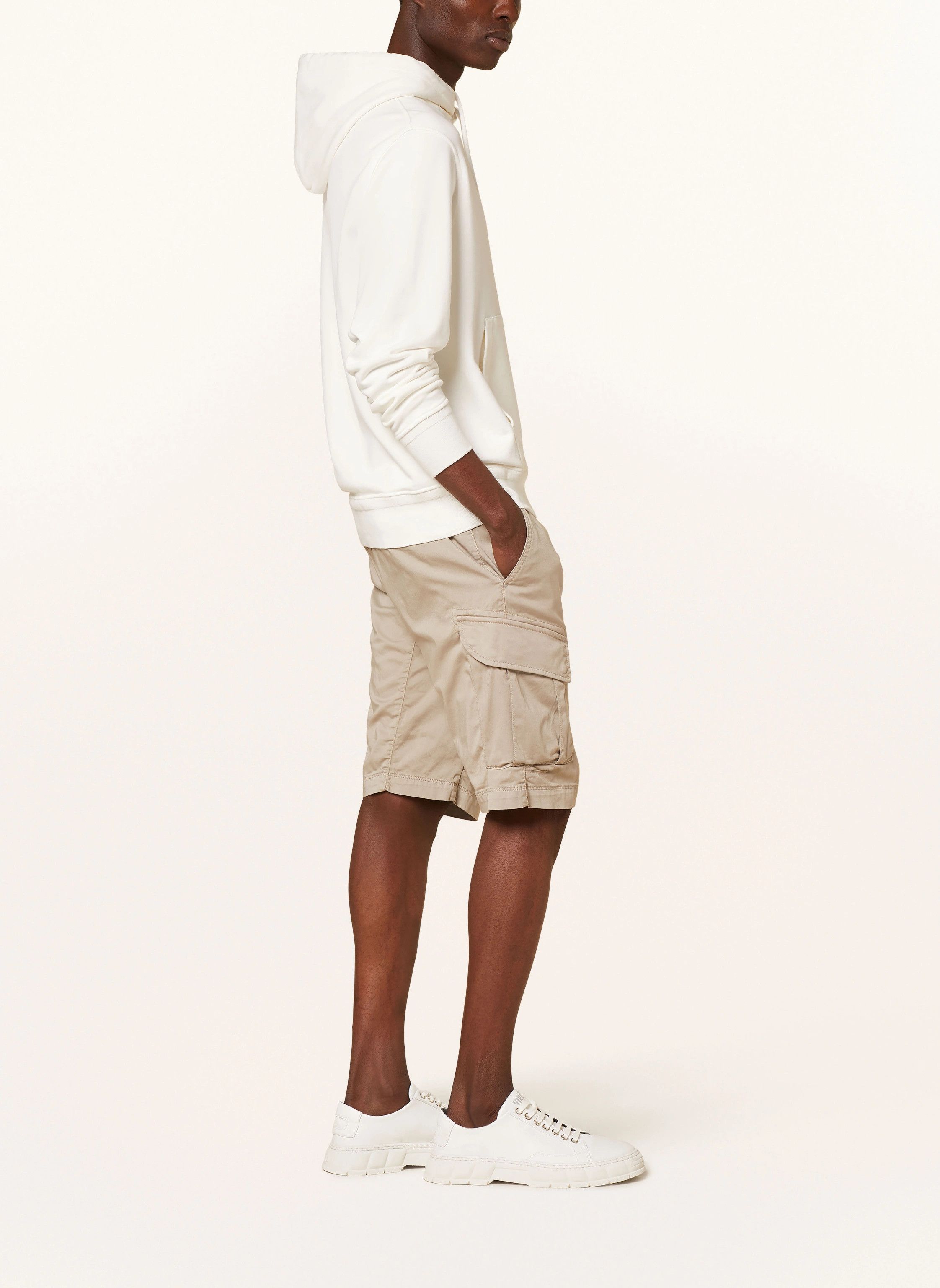 C.P. Company o1y1224 Logo Hoodie in Ivory Size US M / EU 48-50 / 2 - 4 Thumbnail