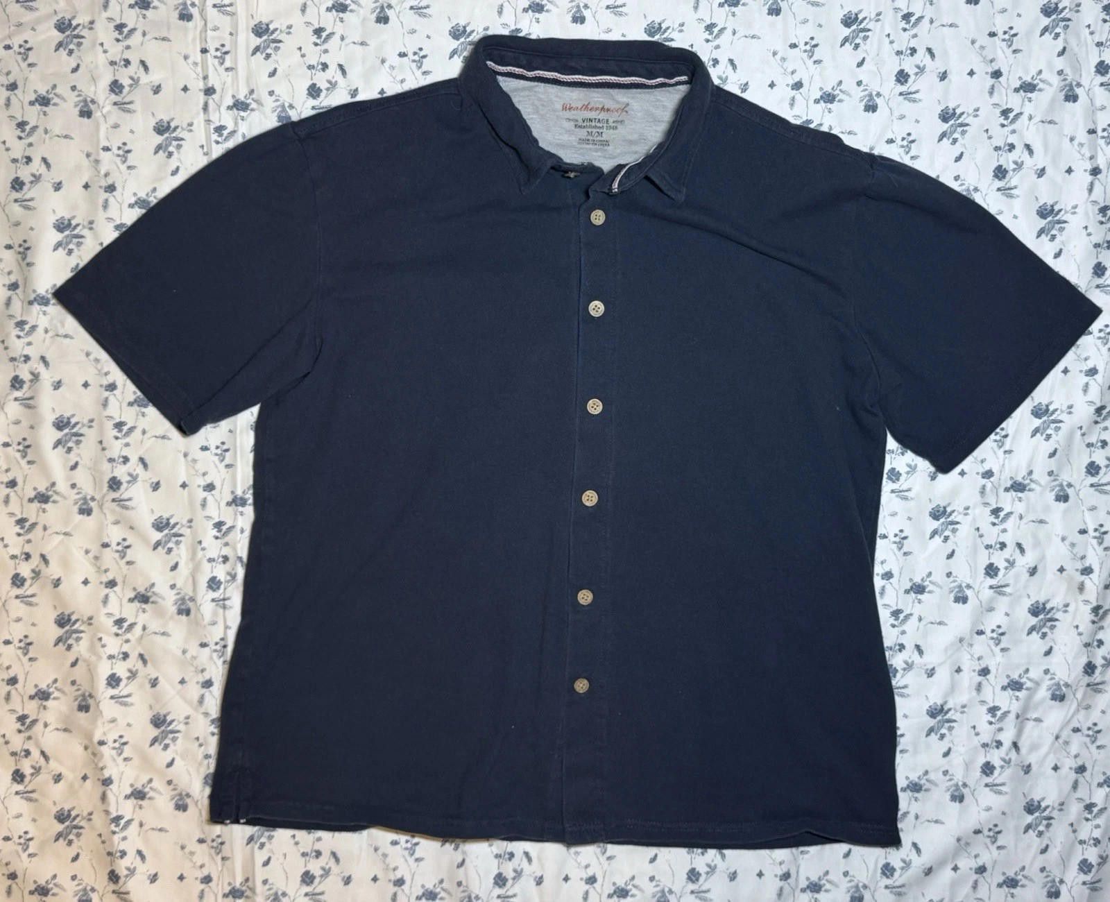 Weatherproof Vintage Weatherproof Men’s Medium Navy Button-Down Boxy Fit Size US M / EU 48-50 / 2 - 2 Thumbnail