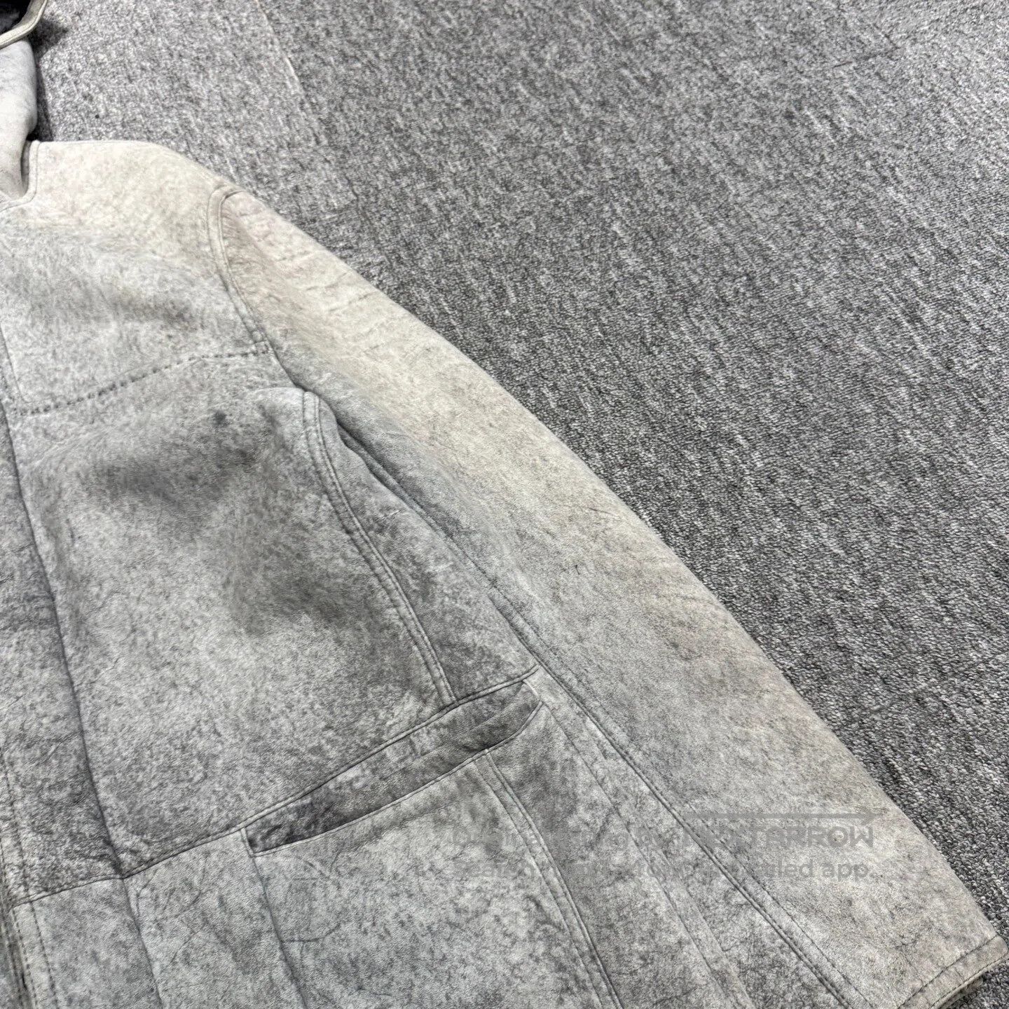Fendi FENDI One-piece fur coat| Size US L / EU 52-54 / 3 - 3 Thumbnail