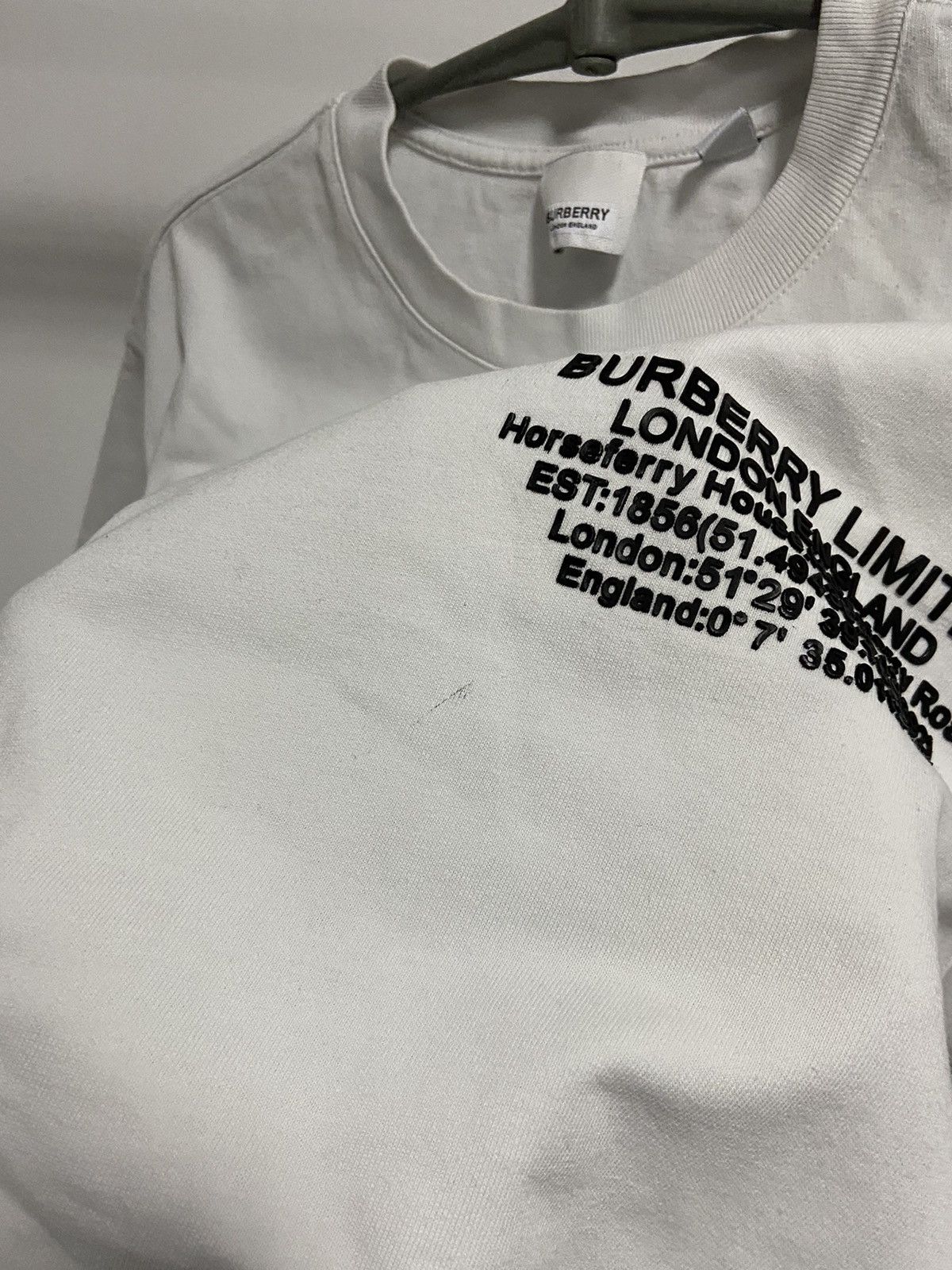 Burberry × Vintage Burberry Limited England 🏴󠁧󠁢󠁥󠁮󠁧󠁿 Vintage t shirt Logo Luxury Size US M / EU 48-50 / 2 - 9 Thumbnail