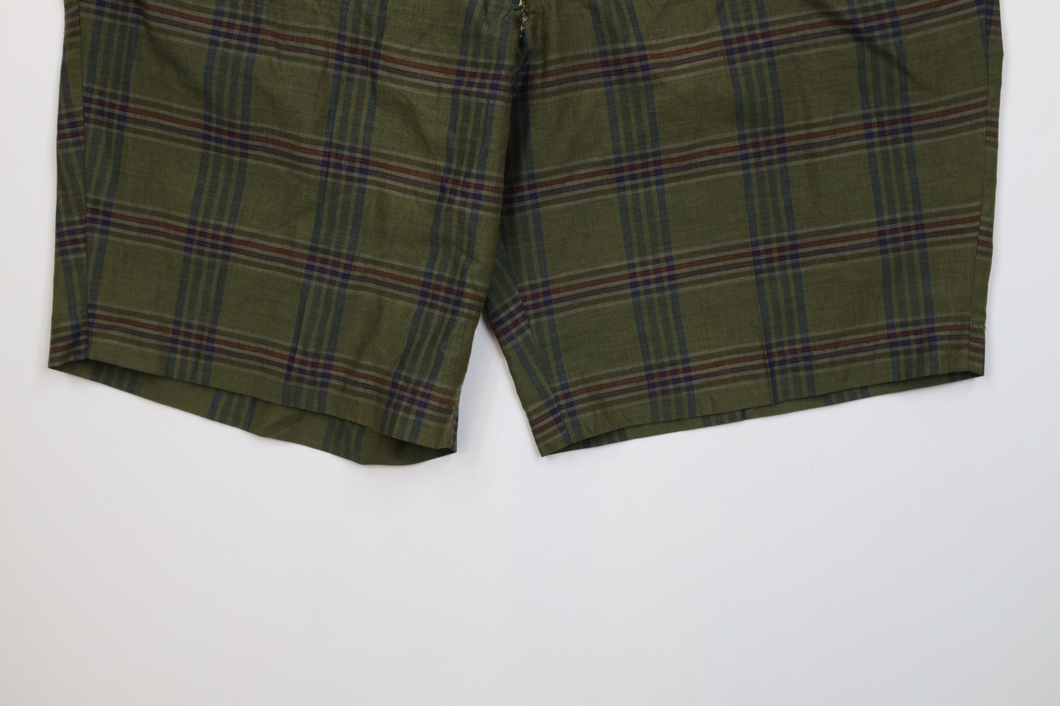 Vintage Vintage 50s Streetwear Plaid Above Knee Chino Shorts USA Size US 36 / EU 52 - 4 Thumbnail
