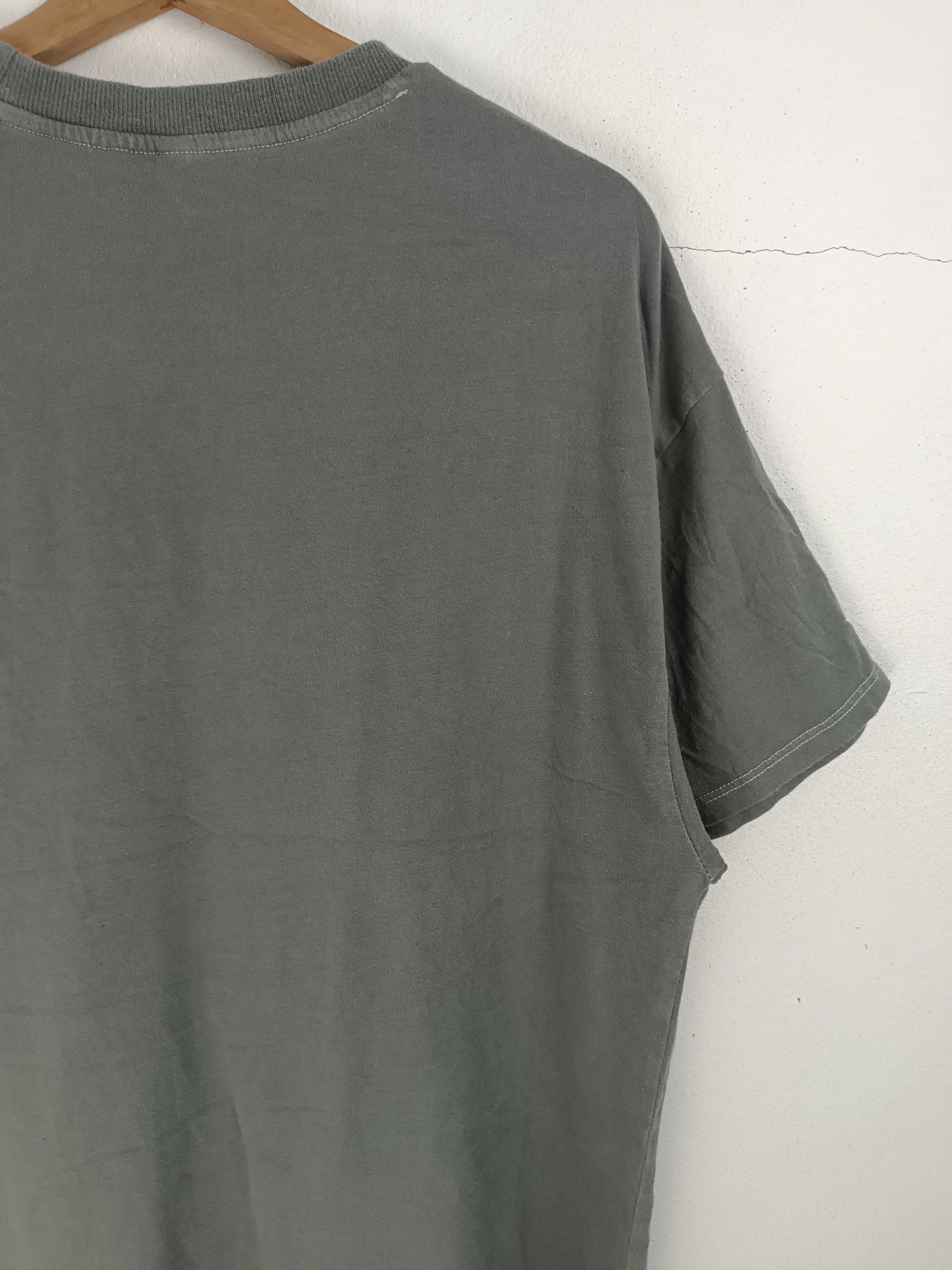 Band Tees VINTAGE NIRVANA H&M GRUNGE KURT COBAIN FOO FIGHTERS TEE Size US M / EU 48-50 / 2 - 12 Thumbnail