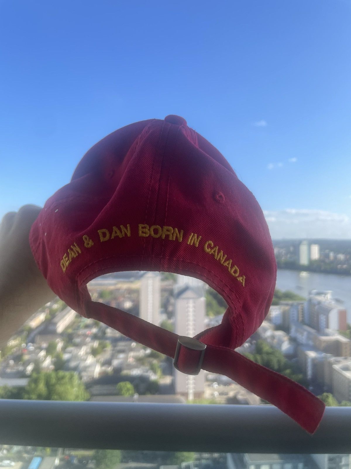Designer × Dsquared2 Dsquared2 Red Distressed Baseball Cap Size ONE SIZE - 2 Thumbnail