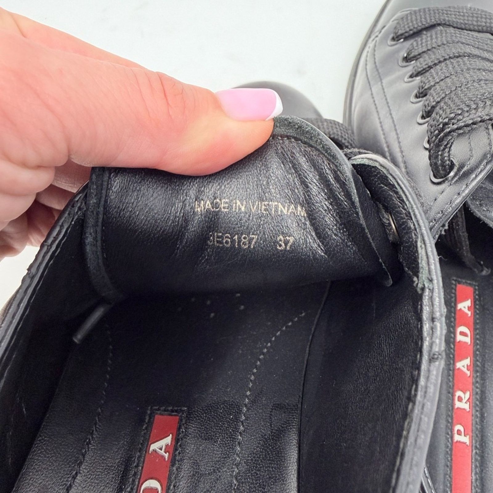 Prada Prada Black Leather Sneakers size S Size US 8 / IT 38 - 5 Thumbnail