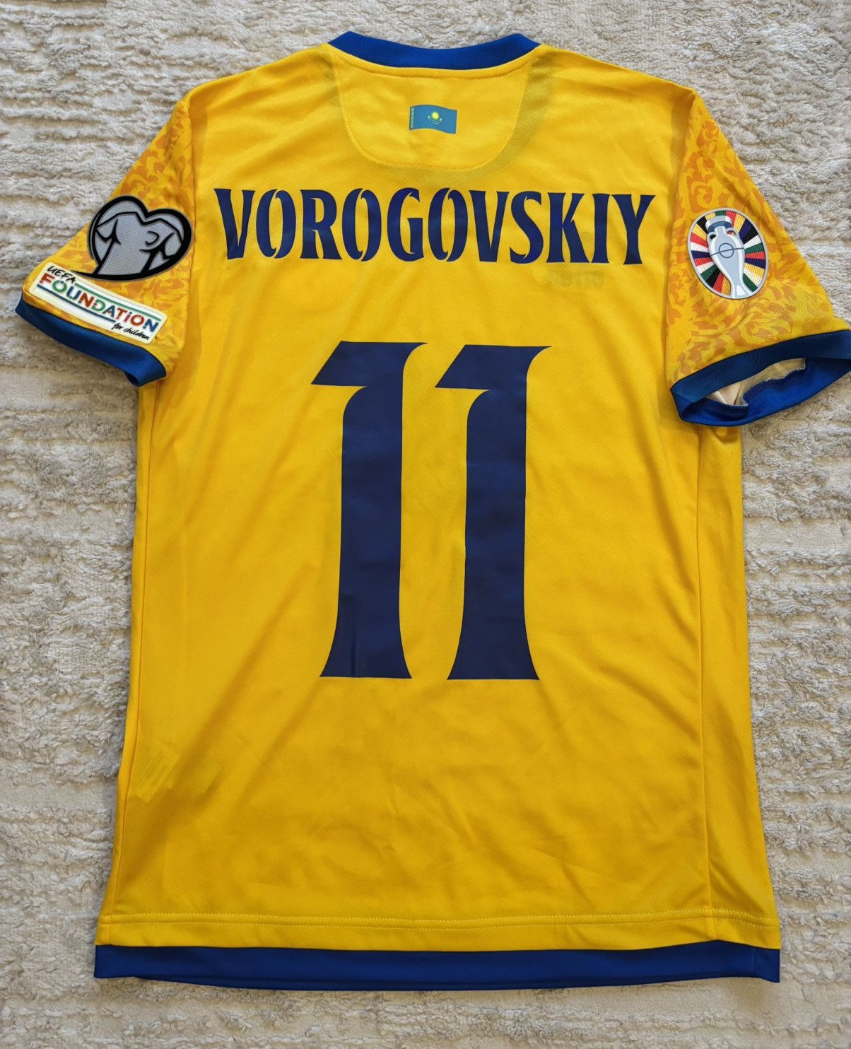 Errea National team of Kazakhstan 🇰🇿 Size US L / EU 52-54 / 3 - 2 Thumbnail