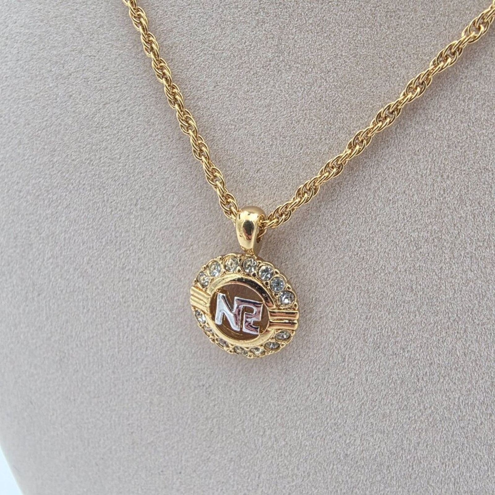 Nina Ricci Nina Ricci NR Pendant Necklace Size ONE SIZE - 2 Thumbnail