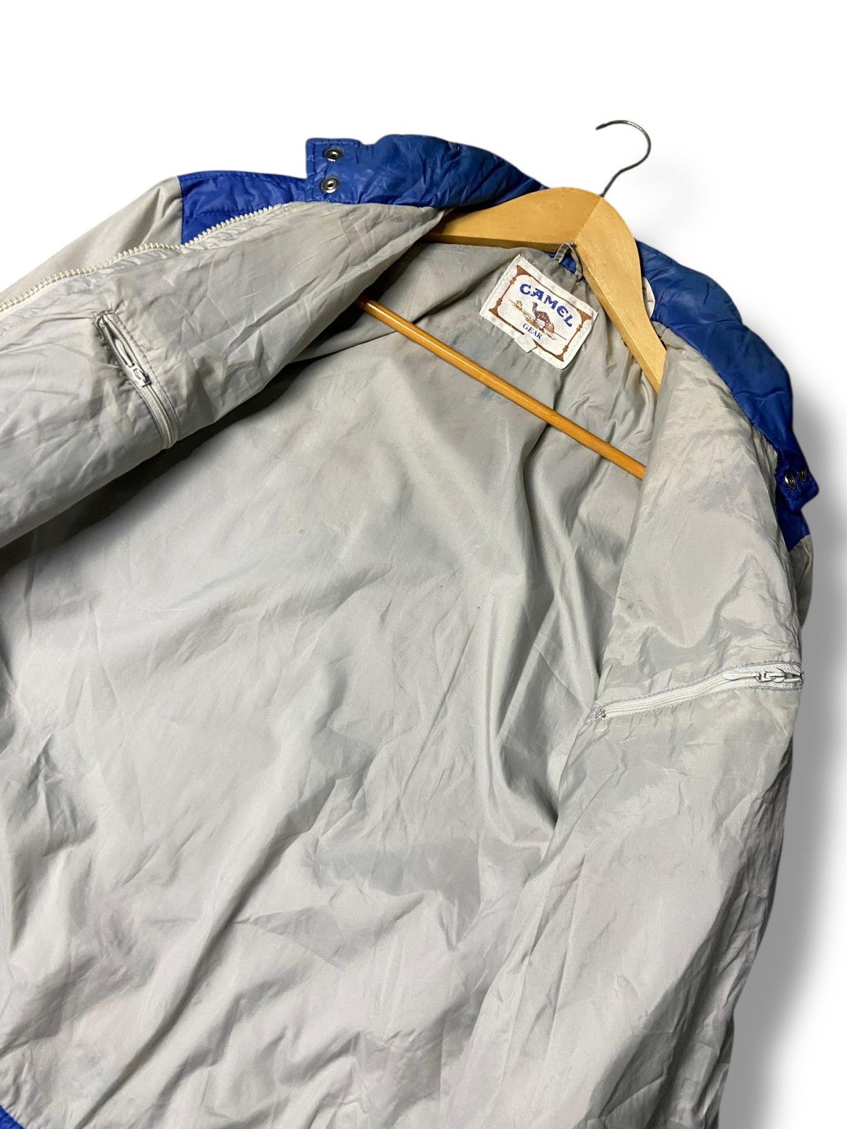 Vintage Camel Pro Full Zip Windbreaker Jacket (167)