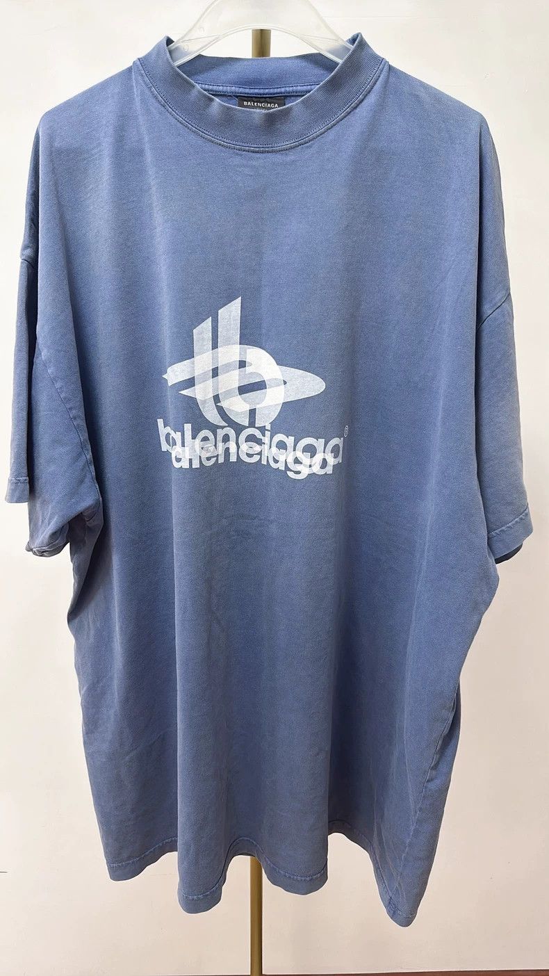 Balenciaga Balenciaga Blue Phantom T-Shirt Size US XL / EU 56 / 4 - 1 Thumbnail