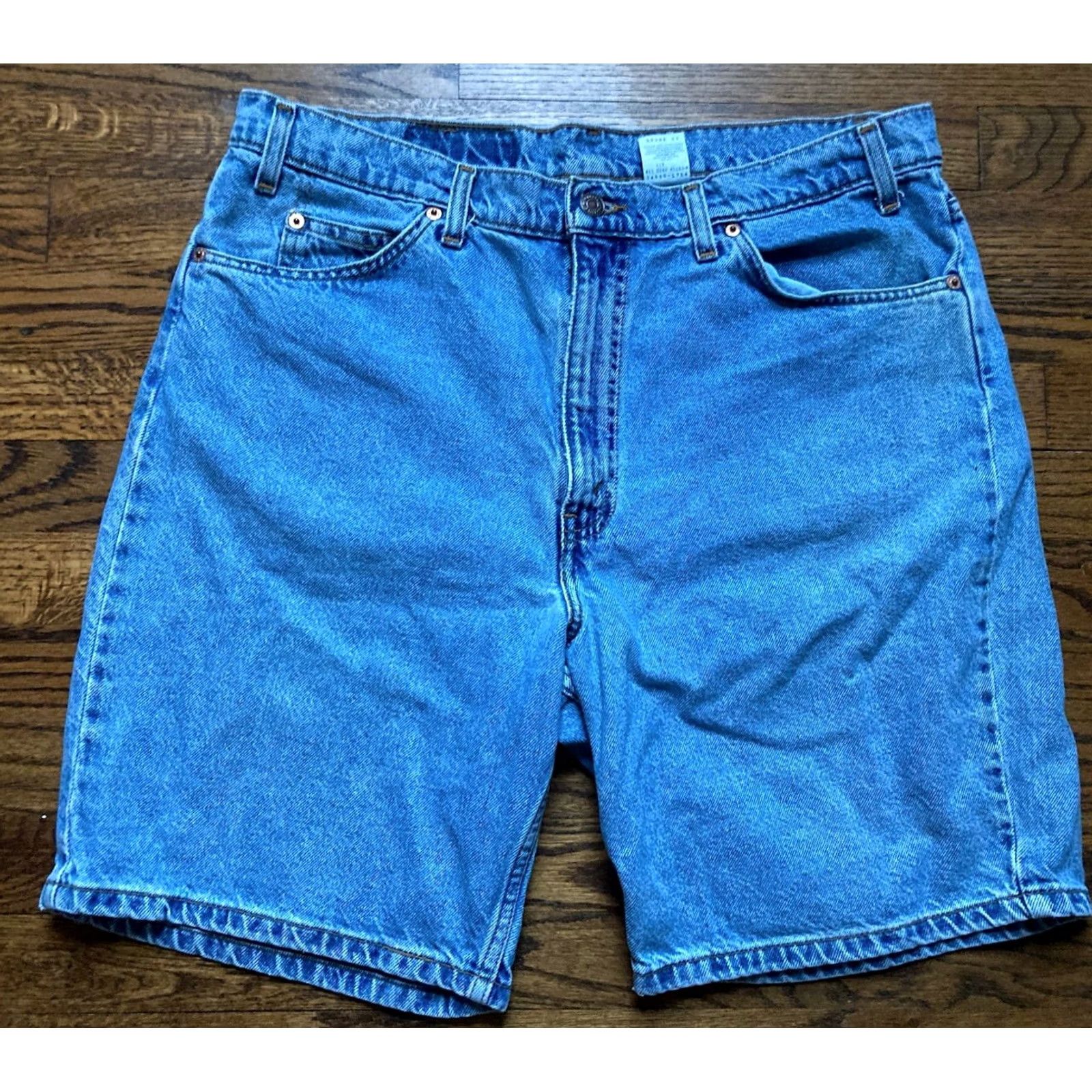 Levi's VINTAGE Levi's 550 Relaxed Fit Denim Shorts Orange Tab Sz 38 Light Wash 90s Mens Jeans Shorts Size US 38 / EU 54 - 4 Thumbnail