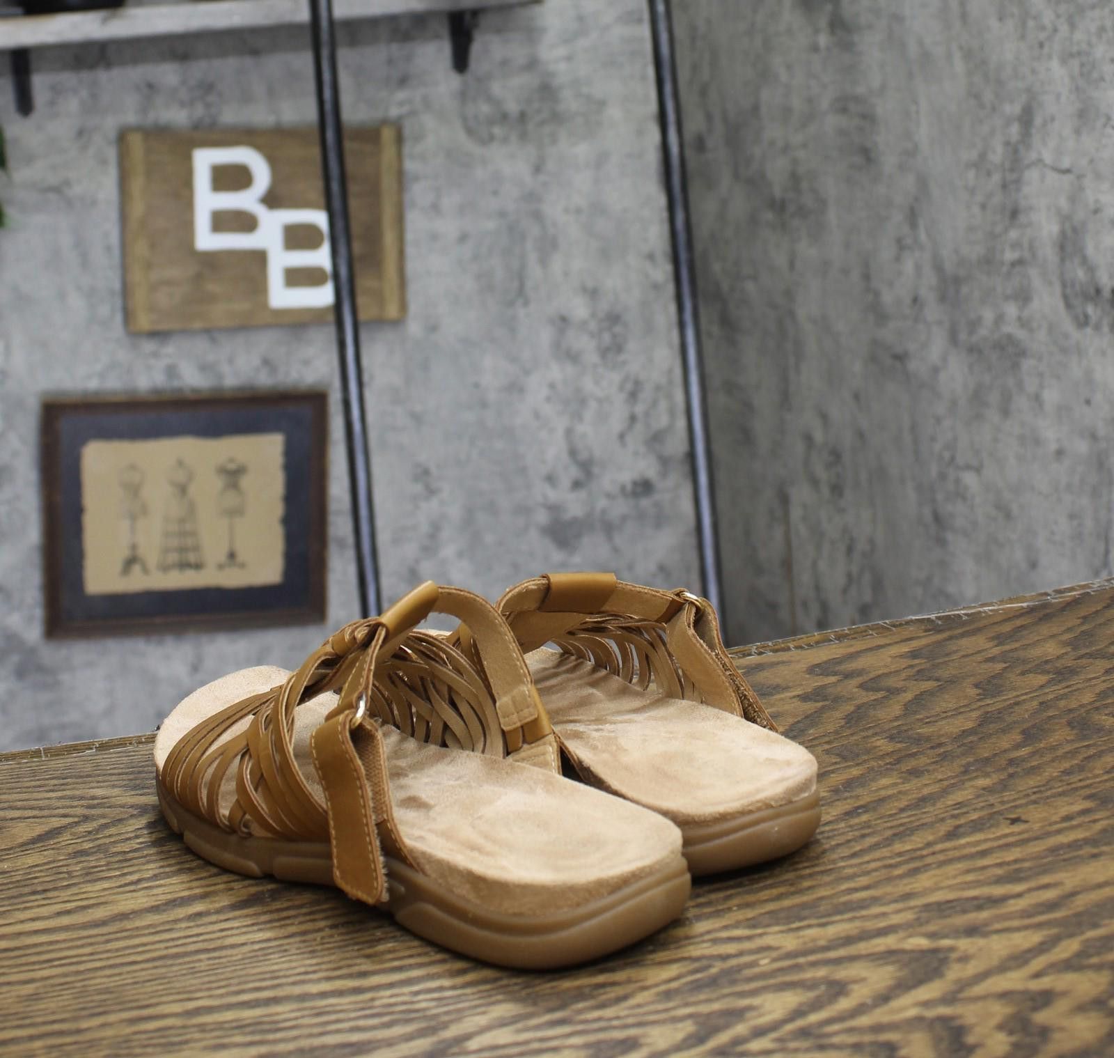 Other Easy Spirit Flat Sandal Semindi Cognac Leather Brown 7.5m Size US 7.5 / IT 37.5 - 2 Thumbnail