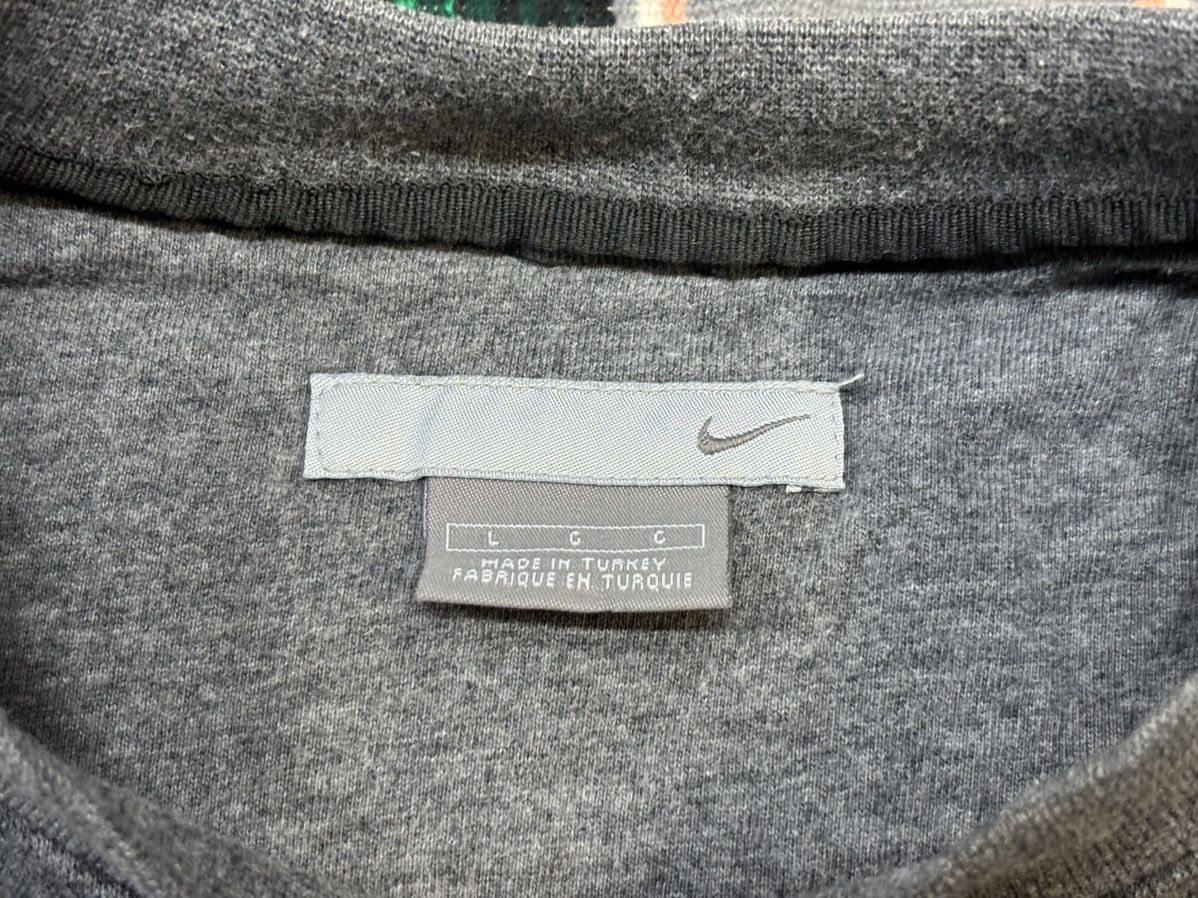 Nike Vintage y2k Nike mini swoosh crewneck sweatshirt sz Large L Size US L / EU 52-54 / 3 - 3 Thumbnail