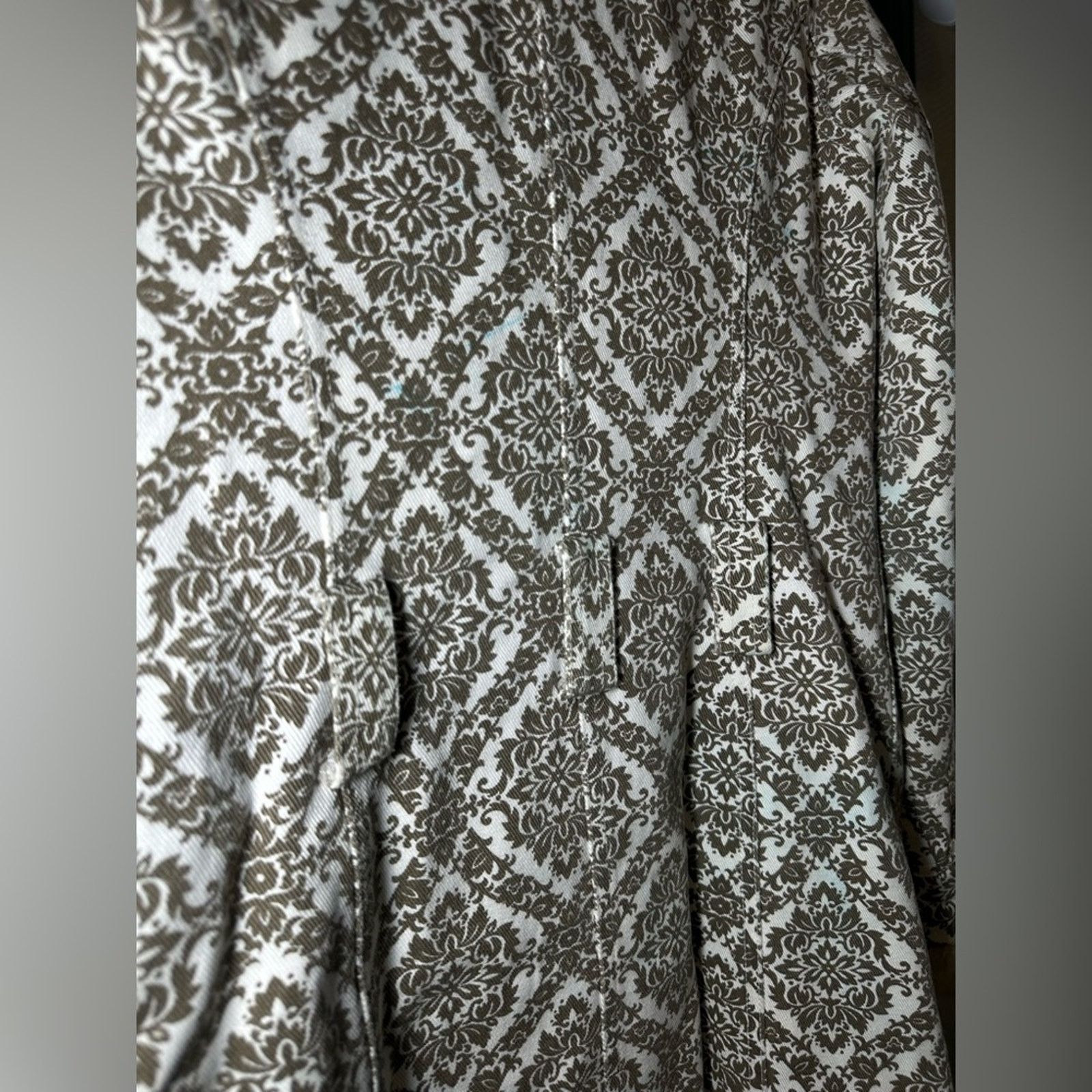 Urban Outfitters Urban Outfitters Wallpaper Coat- Vintage- Damask- Fur Sz XS Size XS / US 0-2 / IT 36-38 - 9 Thumbnail