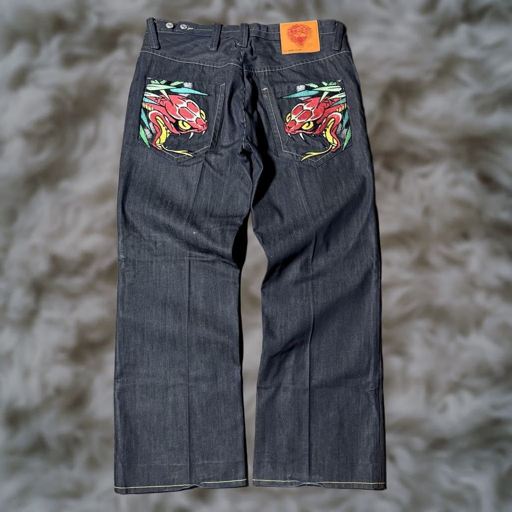 パンツ Devil Kim Blood Skid Waxed Denim Pants Ed Hardy Ed Hardy Black Wax Denim Devil Butt Logo Pants | Grailed