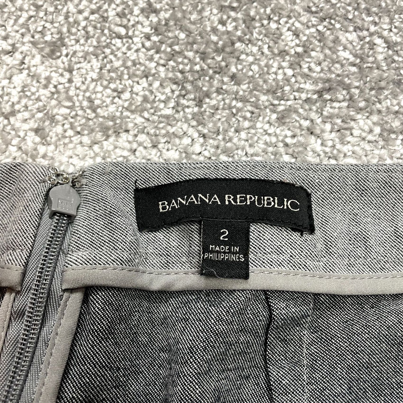 Banana Republic Banana Republic Skirt Women Knee Length Gray Zip Pencil Straight 2 Slim Casual Workwear Vintage No N/A Size 26" / US 2 / IT 38 - 6 Thumbnail