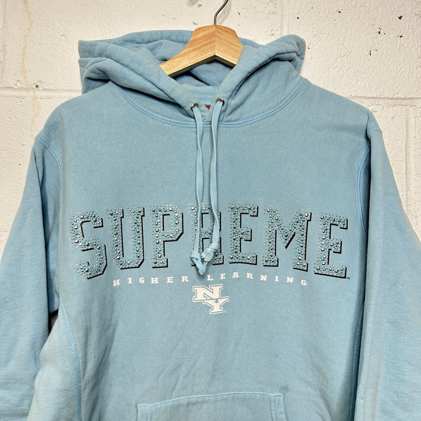 Supreme Supreme Higher Learning Gems Hoodie “Blue” SS20 Size US M / EU 48-50 / 2 - 3 Thumbnail