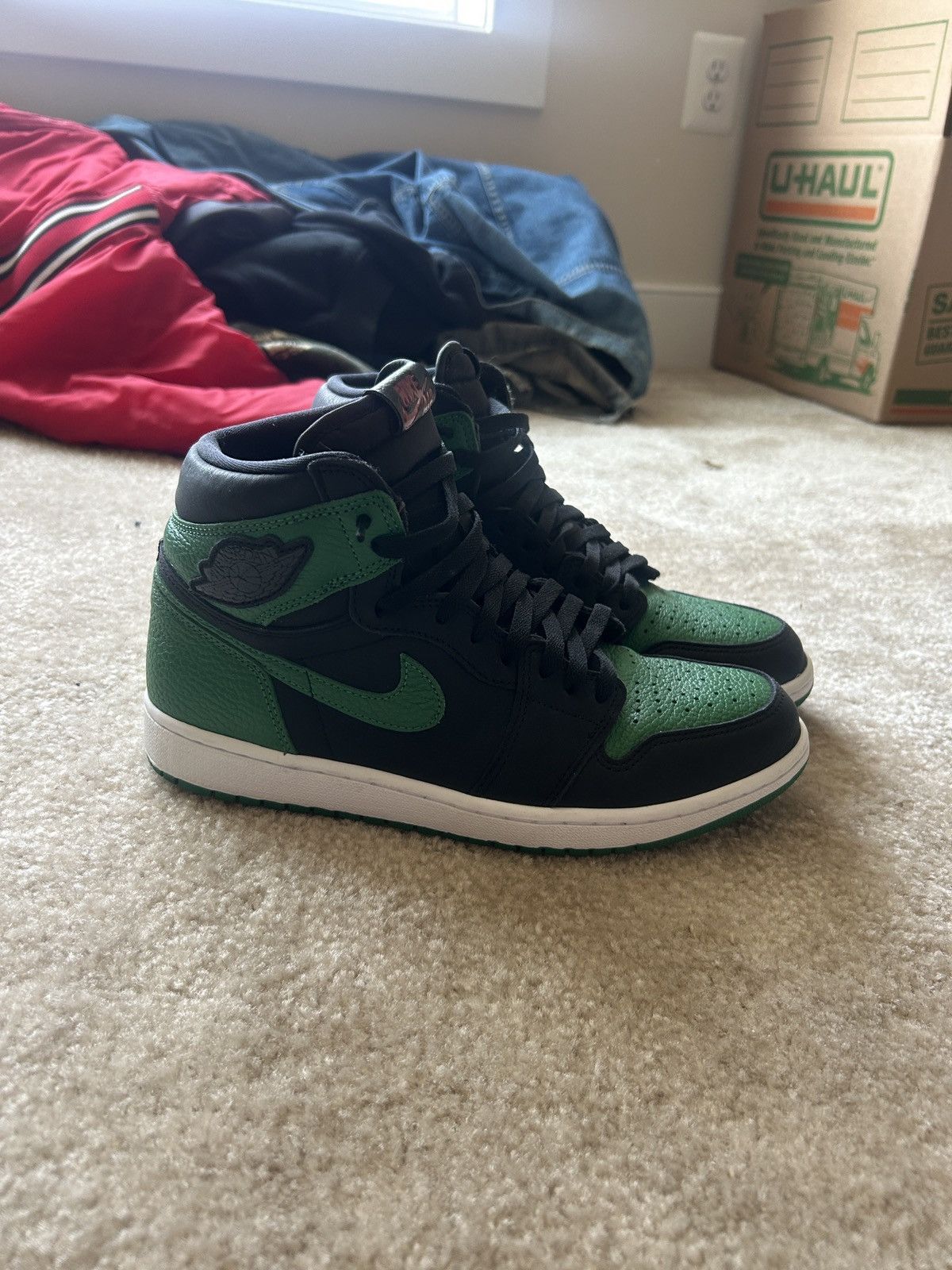 Jordan Brand Jordan 1 retro OG pine green Size US 10 / EU 43 - 1 Thumbnail