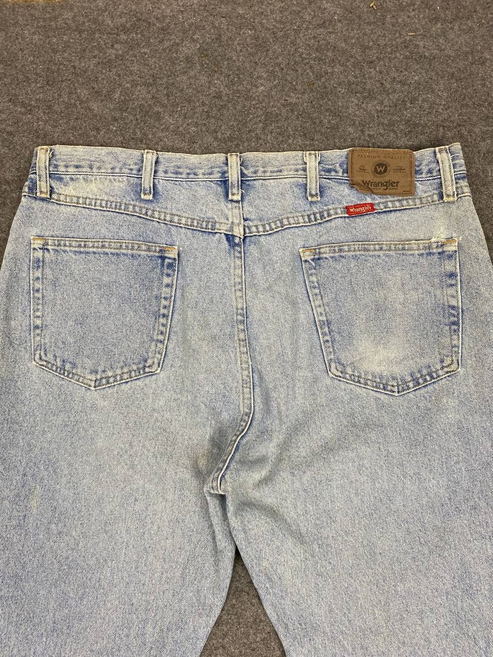 Wrangler vintage wrangler regular fit distressed denim Size US 40 / EU 56 - 3 Thumbnail