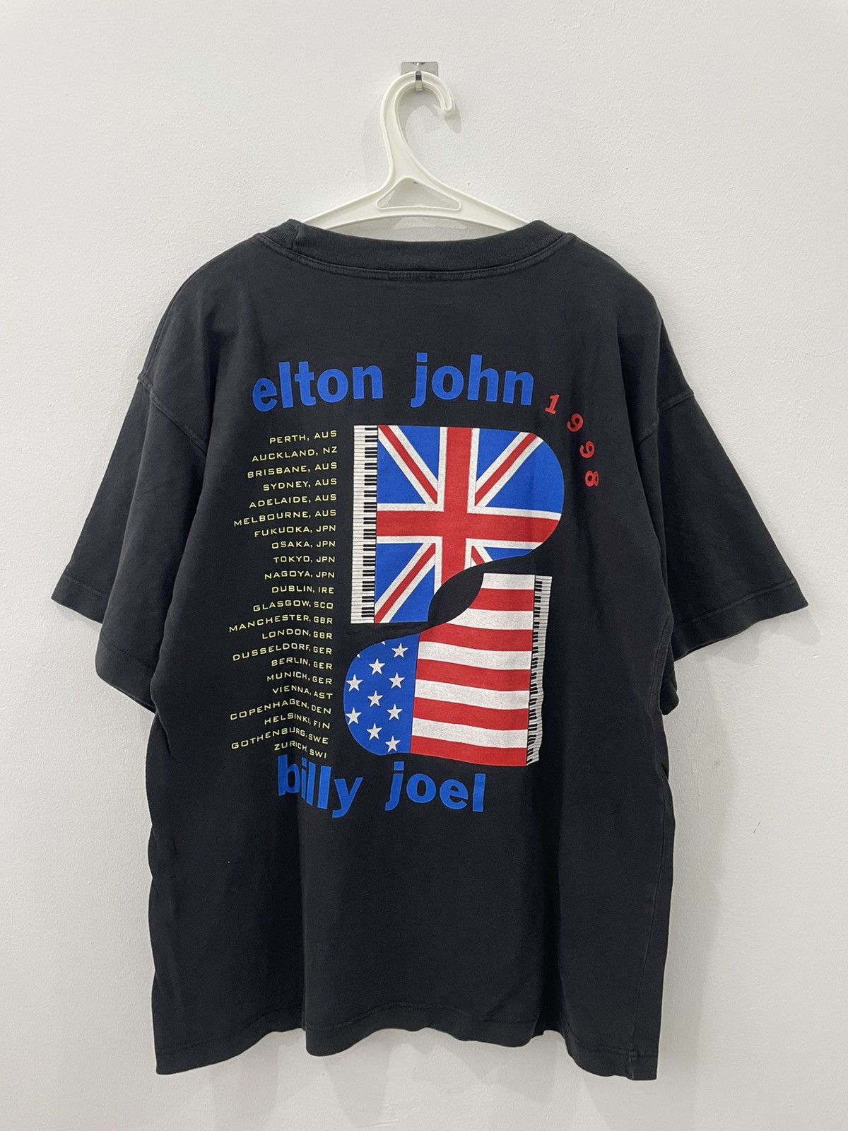 Vintage Vintage 1998 elton john x billy joel Size US L / EU 52-54 / 3 - 2 Thumbnail