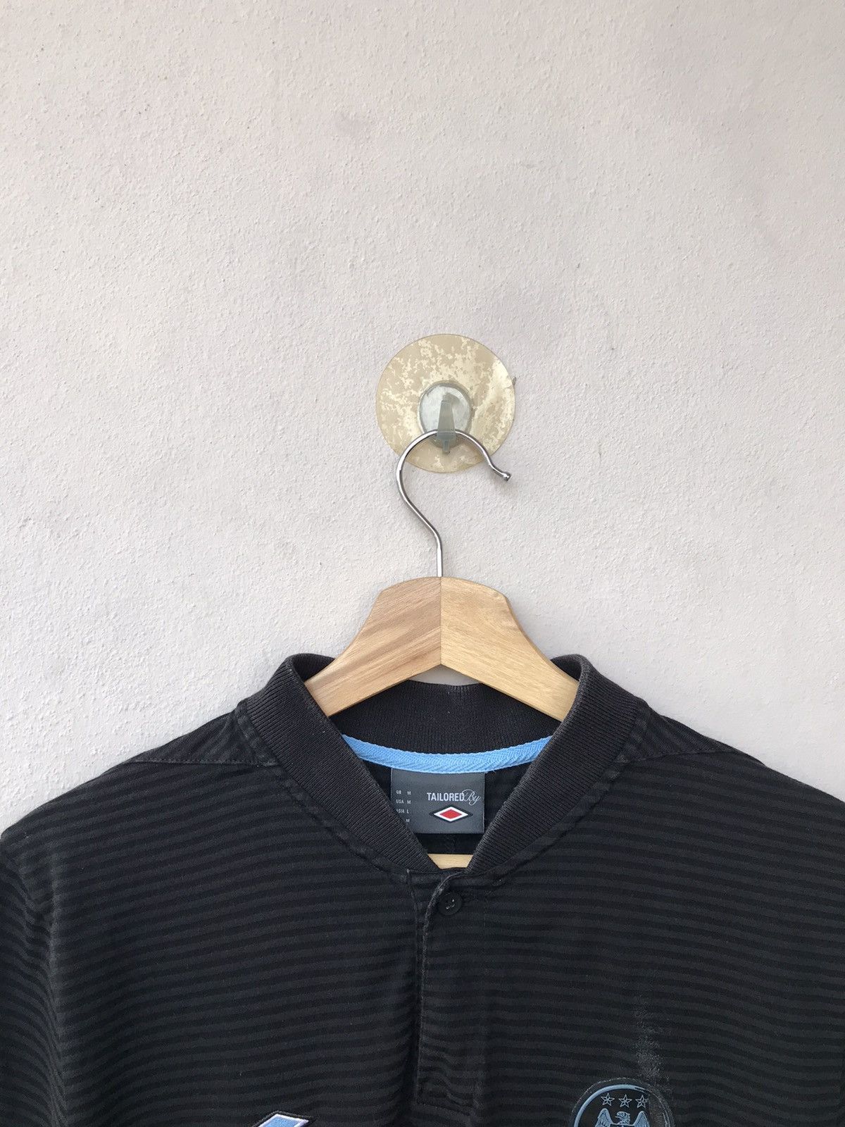 Umbro Manchester City Stripes Henley Distressed Tee Size US M / EU 48-50 / 2 - 4 Thumbnail