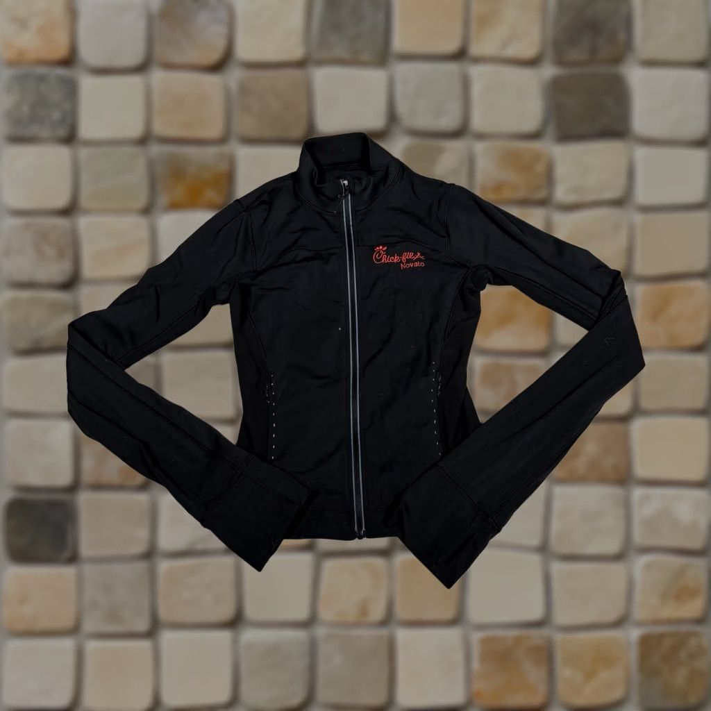 Lululemon Lululemon Define Jacket Black Full Zip Athletic Women Size 2 Track Jacket Size XS / US 0-2 / IT 36-38 - 1 Thumbnail