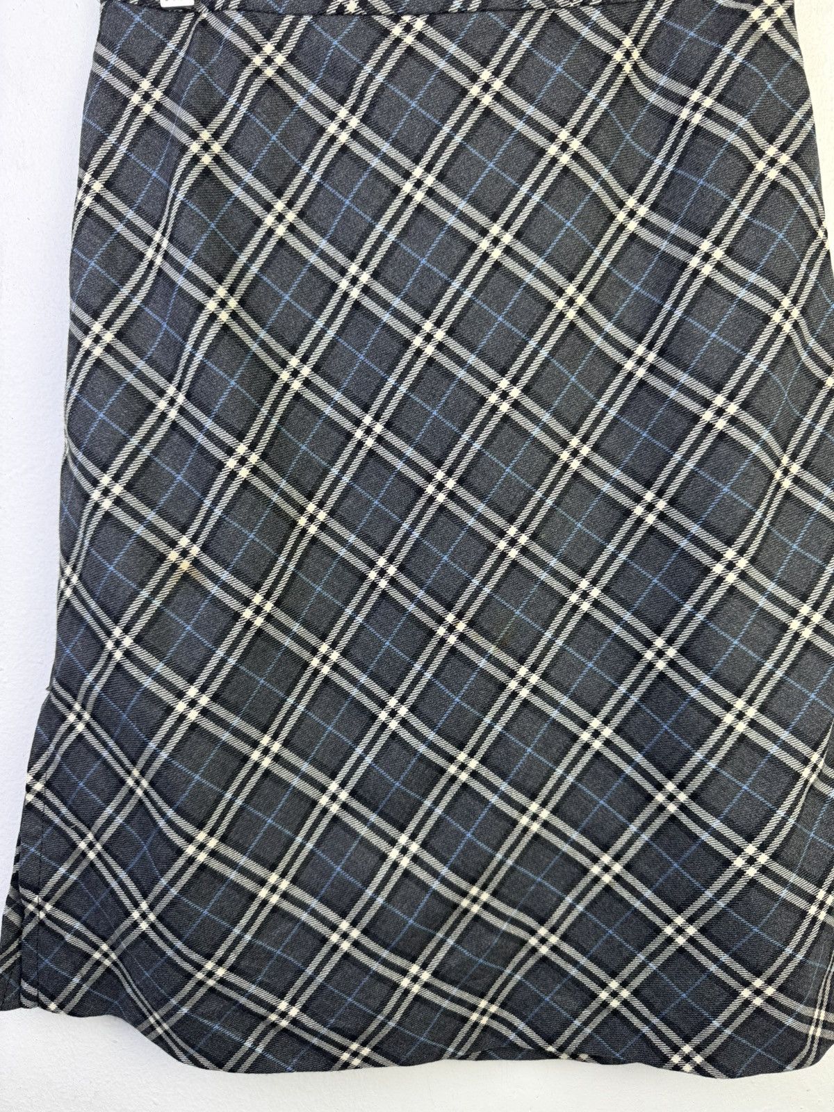 Burberry Burberry Blue Label Nova Check mini skirt wool and nylon Size 26" / US 2 / IT 38 - 4 Thumbnail