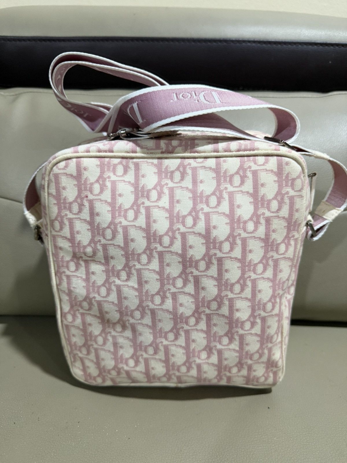 Dior Authentic Christian Dior Trotter Flower Applique Bag Size ONE SIZE - 2 Thumbnail